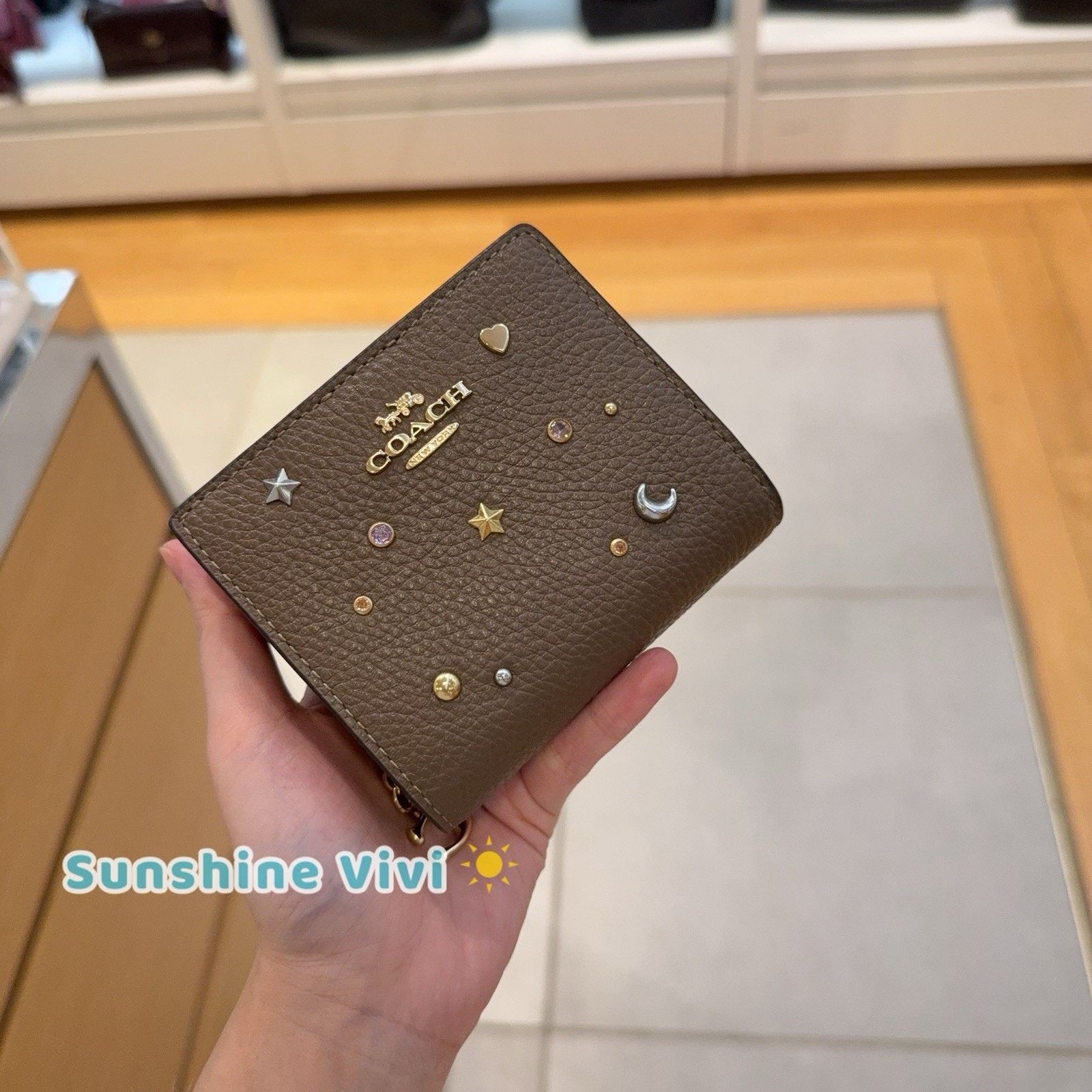 Coach NWT Coach Snap Wallet Rivets CDM38 leather/Gold/Dark Stone Size ONE SIZE - 2 Thumbnail