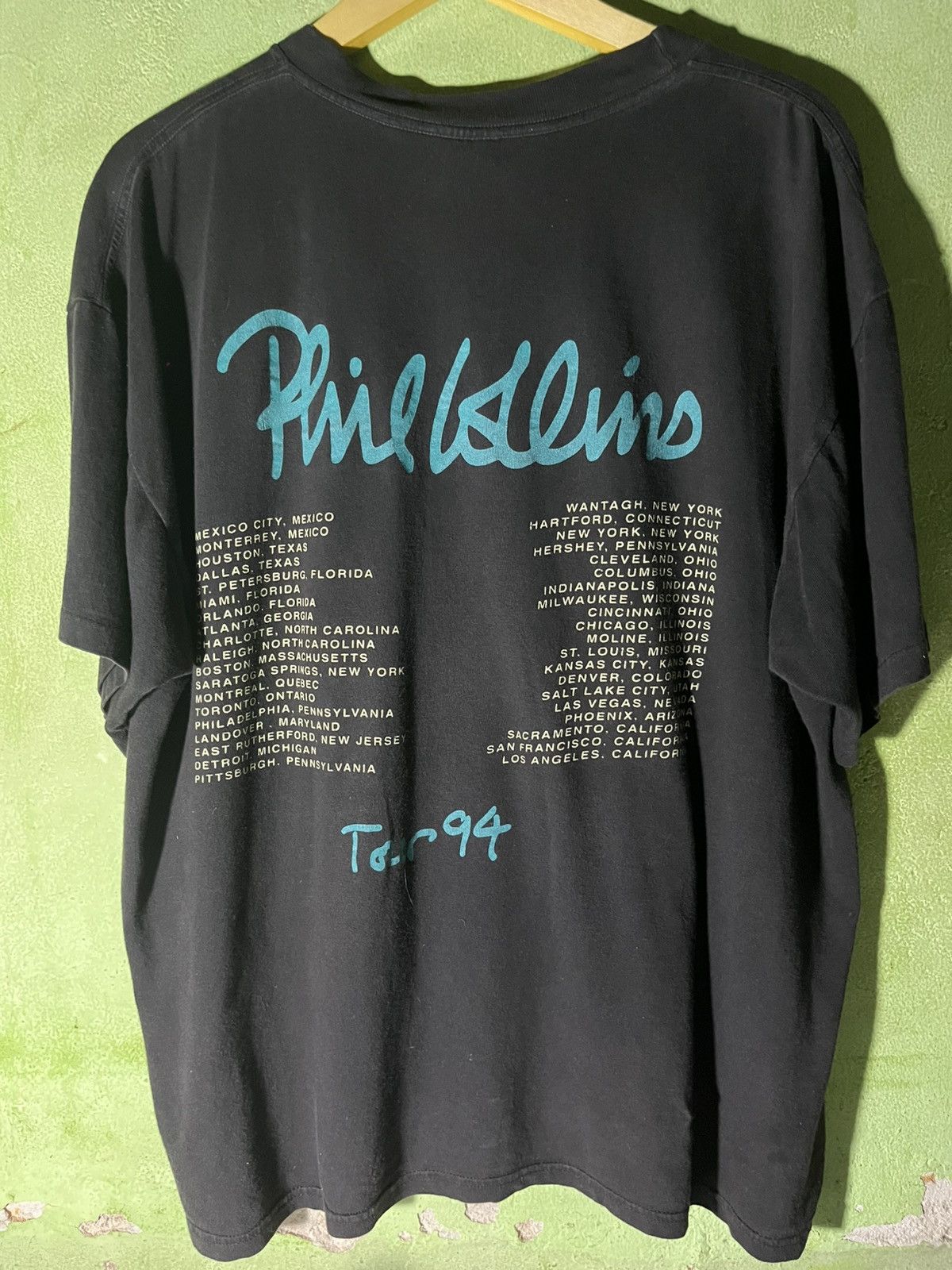 Band Tees phill cholins tour 94 Size US XL / EU 56 / 4 - 4 Thumbnail