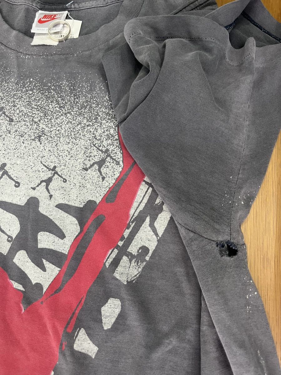 Jordan Brand × Nike × Vintage Vintage Nike Michael Jordan Ovp 90’s Tshirt Size US L / EU 52-54 / 3 - 10 Thumbnail
