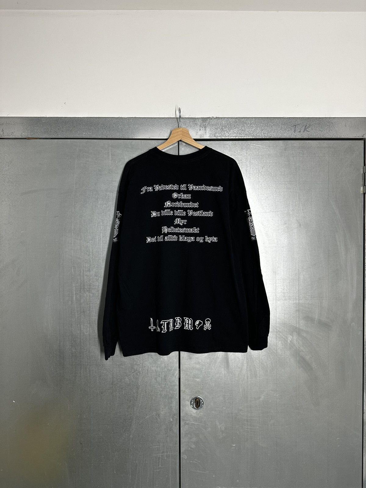 Band Tees Taake Noregs Vaapen 2011 Death Metal Longsleeve Size US XXL / EU 58 / 5 - 2 Thumbnail