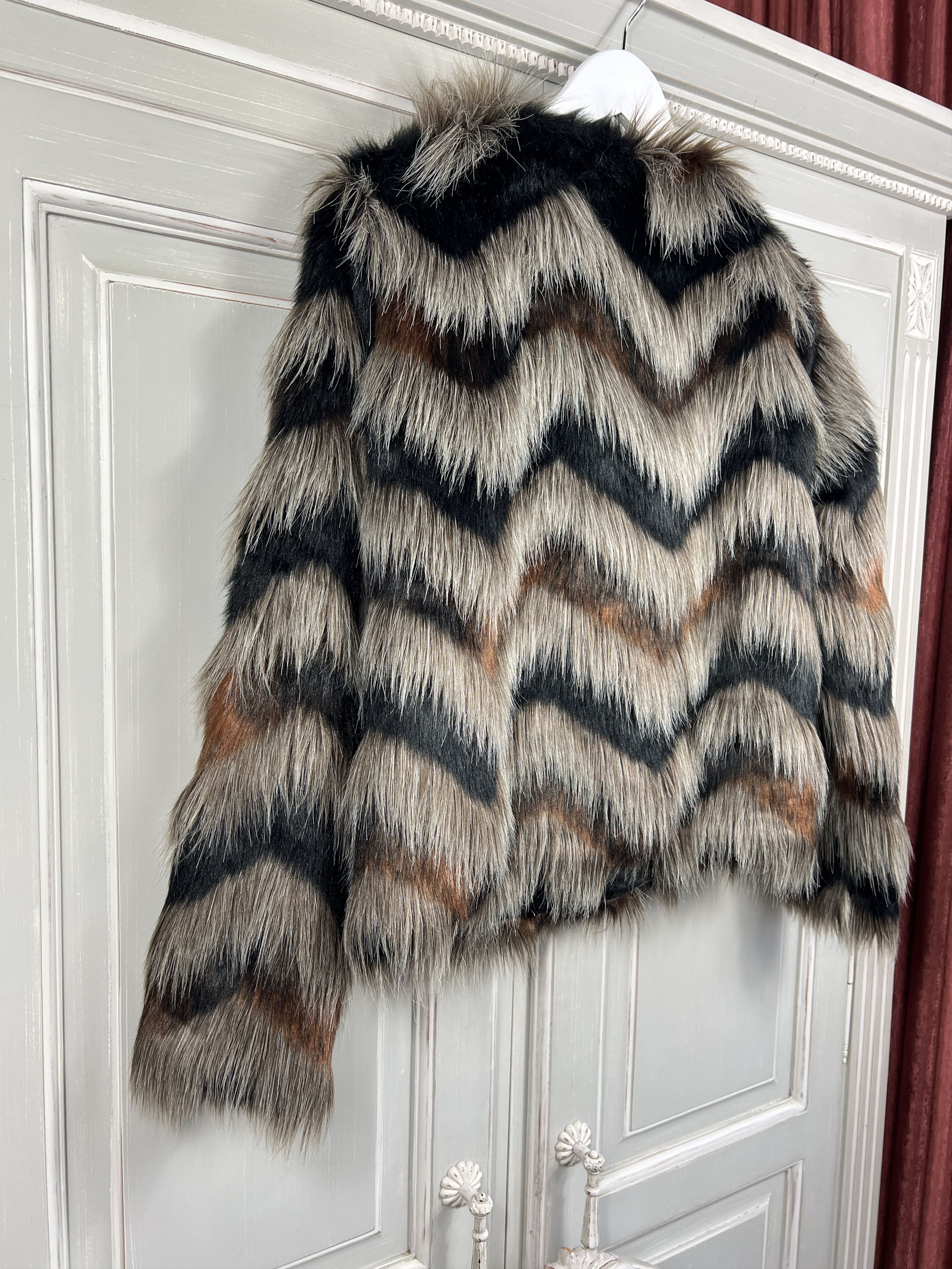 20471120 vintage cropped faux fur coat Size L / US 10 / IT 46 - 8 Thumbnail