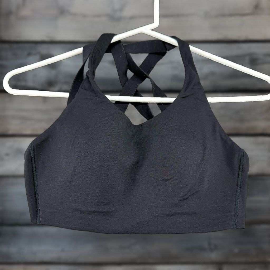 Lululemon Lululemon Sports Bra Womens 32C Black Lightweight Air Support Crossback Back Crisscross Gym Yoga Activewear Size ONE SIZE - 1 Thumbnail