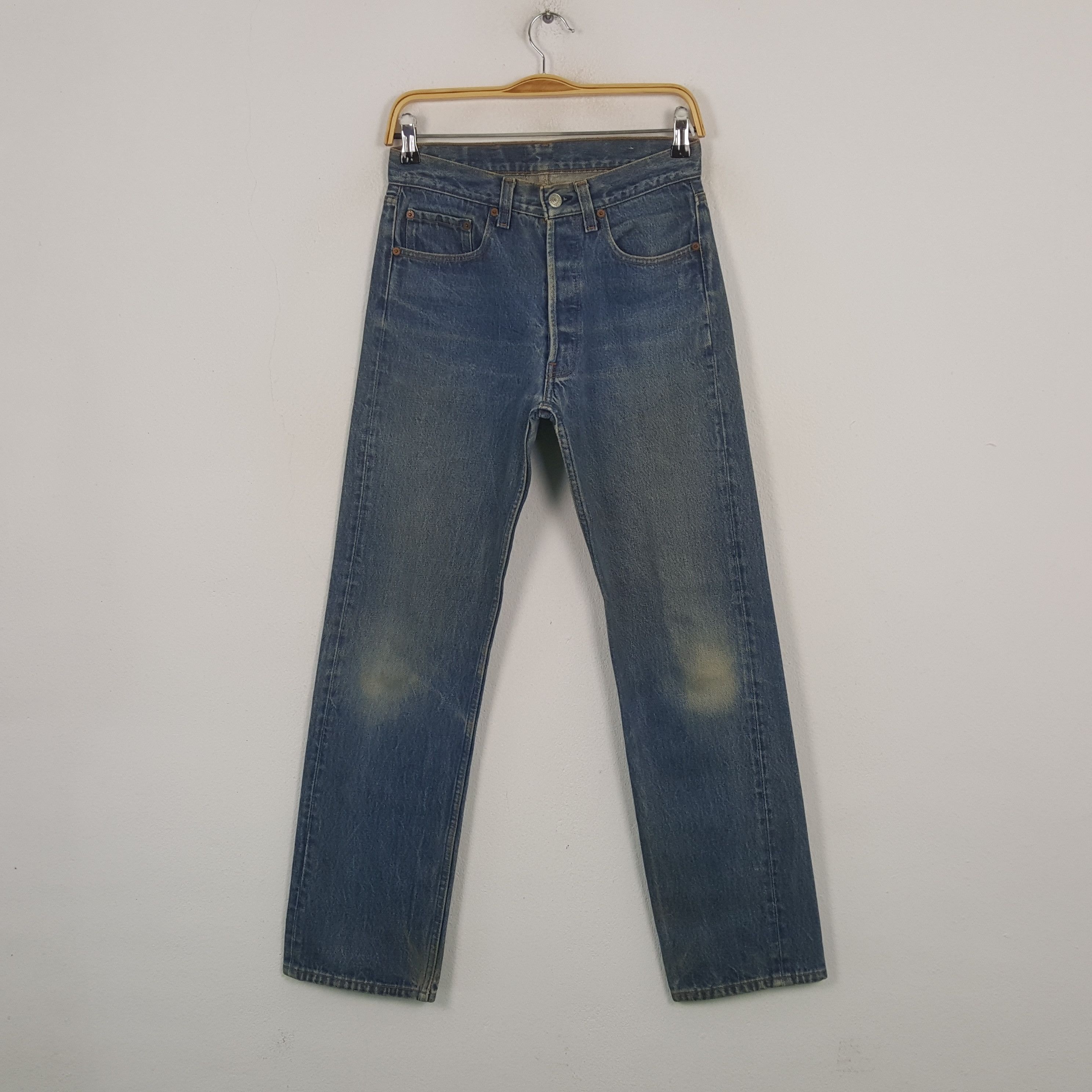 Levi's Vintage 90's Levi's 501 American Brand Jeans RR17 Size US 27 - 1 Thumbnail