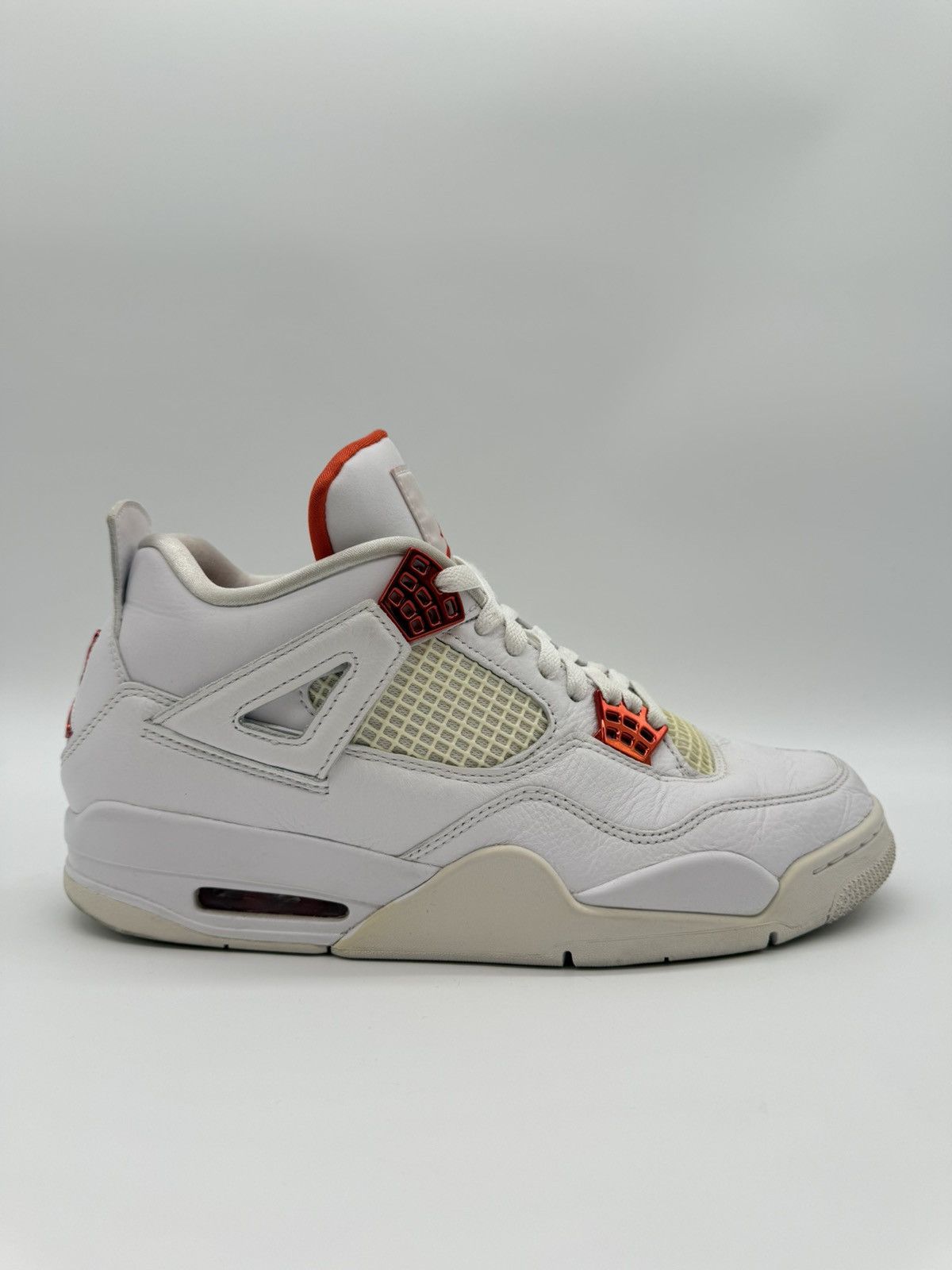 Nike Jordan 4 Retro Metallic Orange Size US 10 / EU 43 - 1 Thumbnail