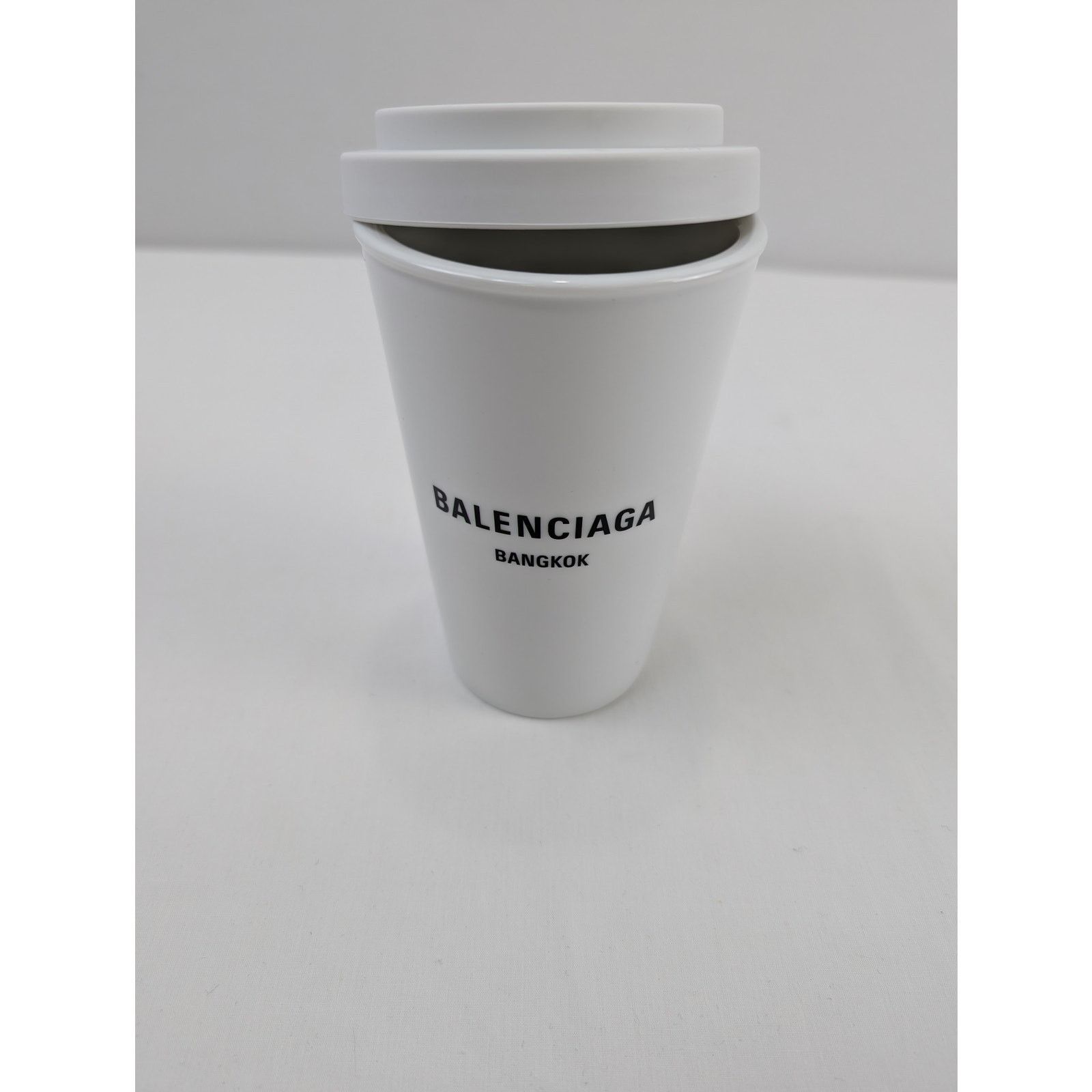 Balenciaga o1rshd1 Q:2/ Size: OS/ Bangkok Porcelain Coffee Cup in White Size ONE SIZE - 3 Thumbnail