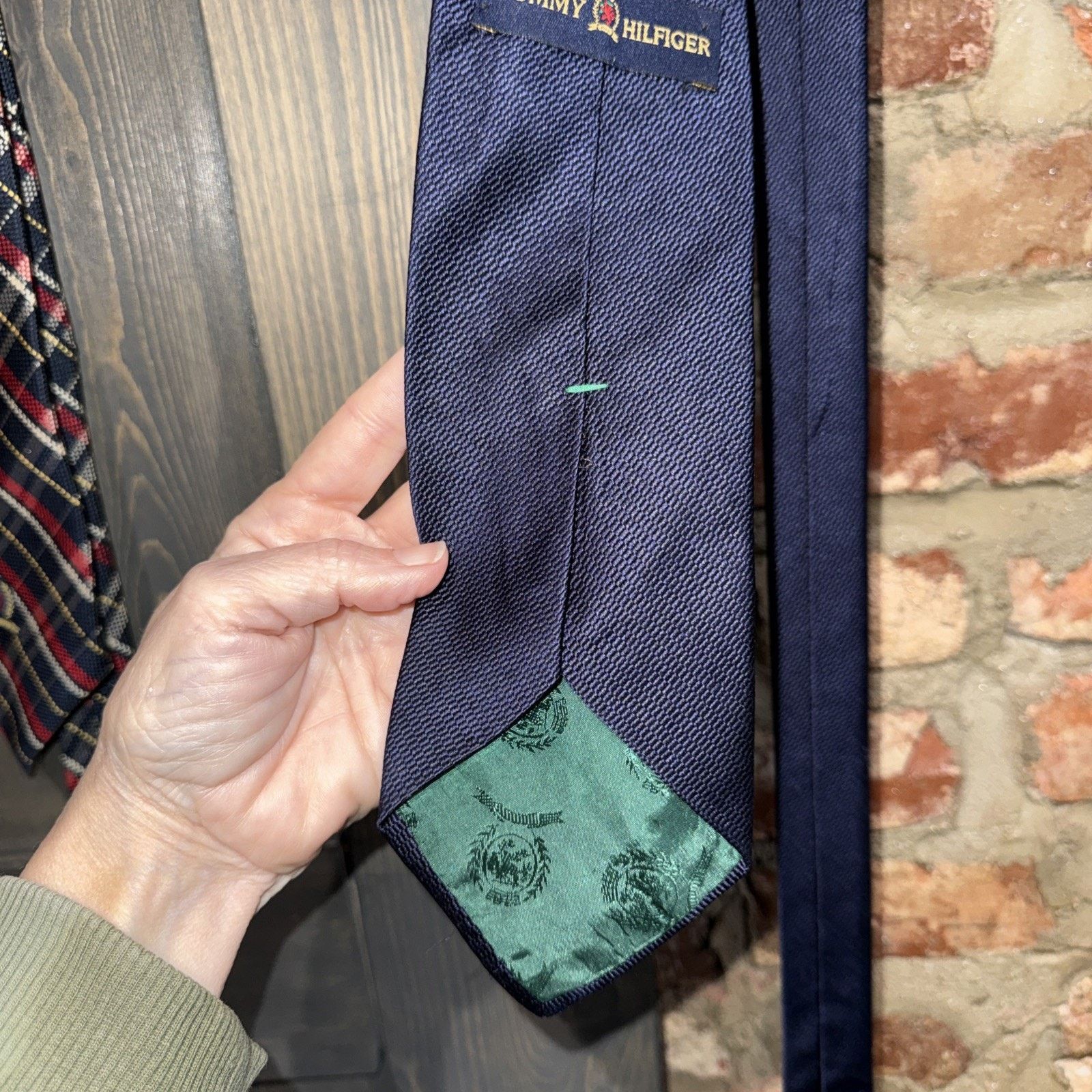 Tommy Hilfiger Lot Of 2 Tommy Hilfiger Italian Silk Ties Made USA Navy EUC Size ONE SIZE - 5 Thumbnail