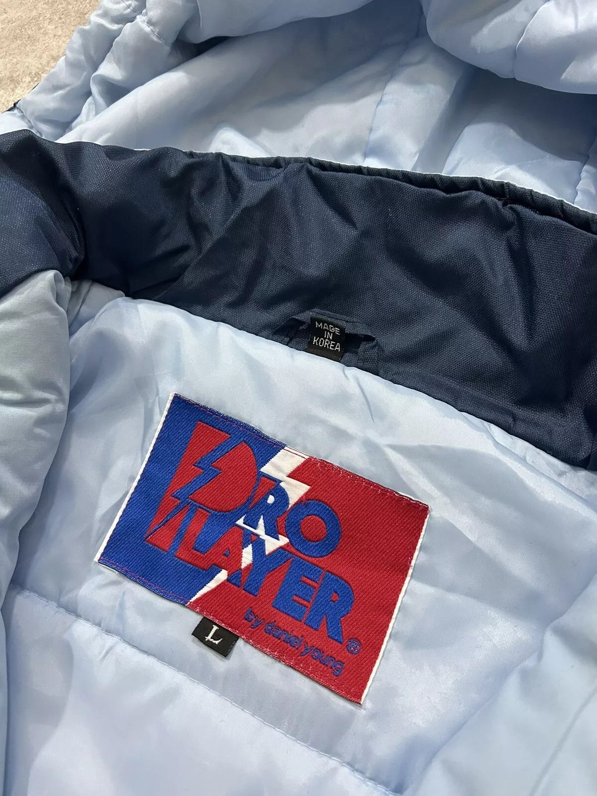NCAA × Vintage UNC NORTH CAROLINA TAR HEELS PRO PLAYER PUFFER SPELL OUT Size US L / EU 52-54 / 3 - 6 Thumbnail