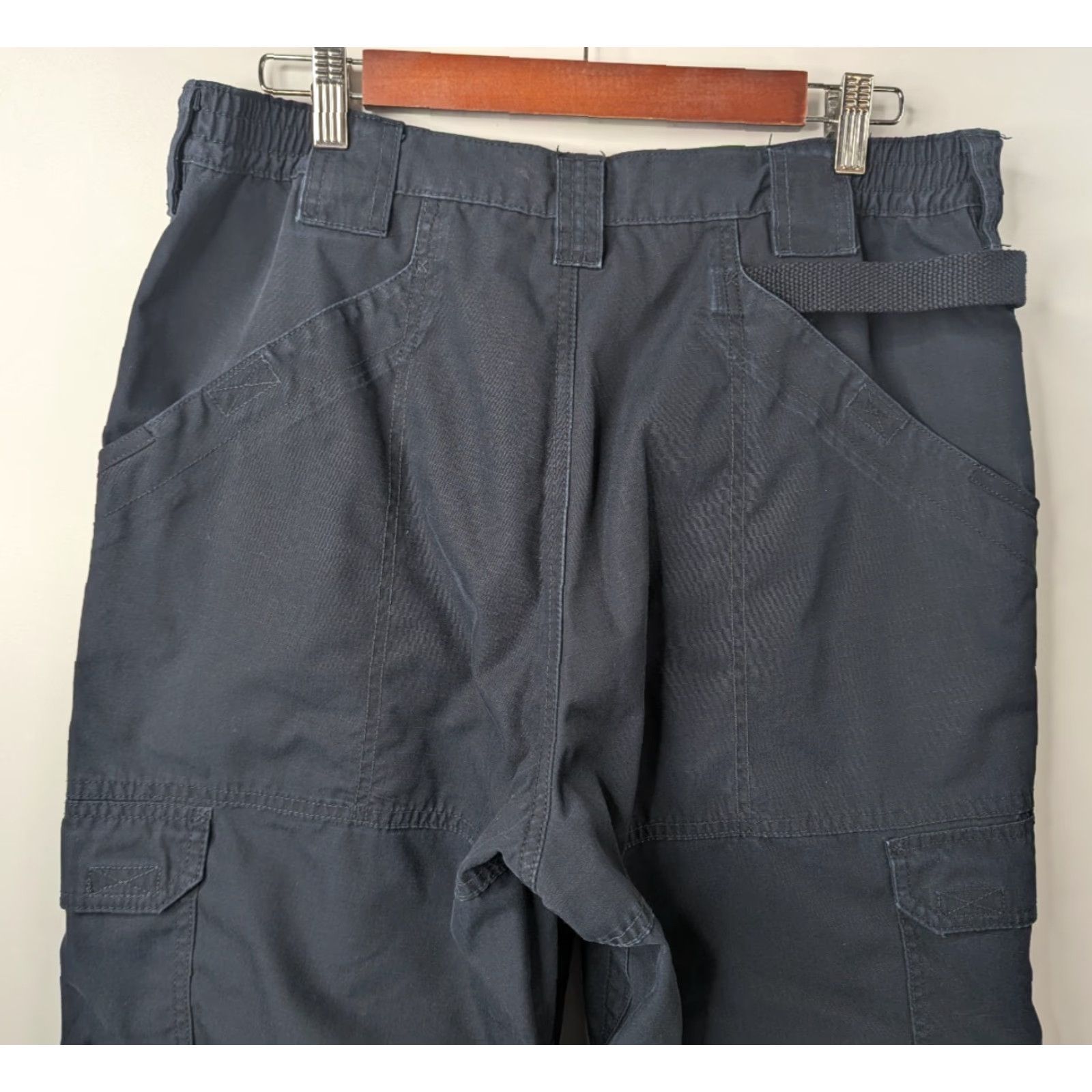 Vintage 5.11 Tactical Taclite Pro Pants Cargo Pocket Navy 36W x 32L Men Regular 5.11 Taclite Pro Pants Size US 36 / EU 52 - 5 Thumbnail