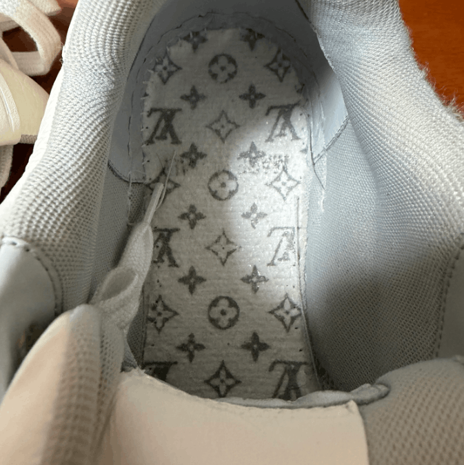 Louis Vuitton Louis Vuitton Low-Top Sneakers Size US 5.5 / IT 35.5 - 7 Thumbnail