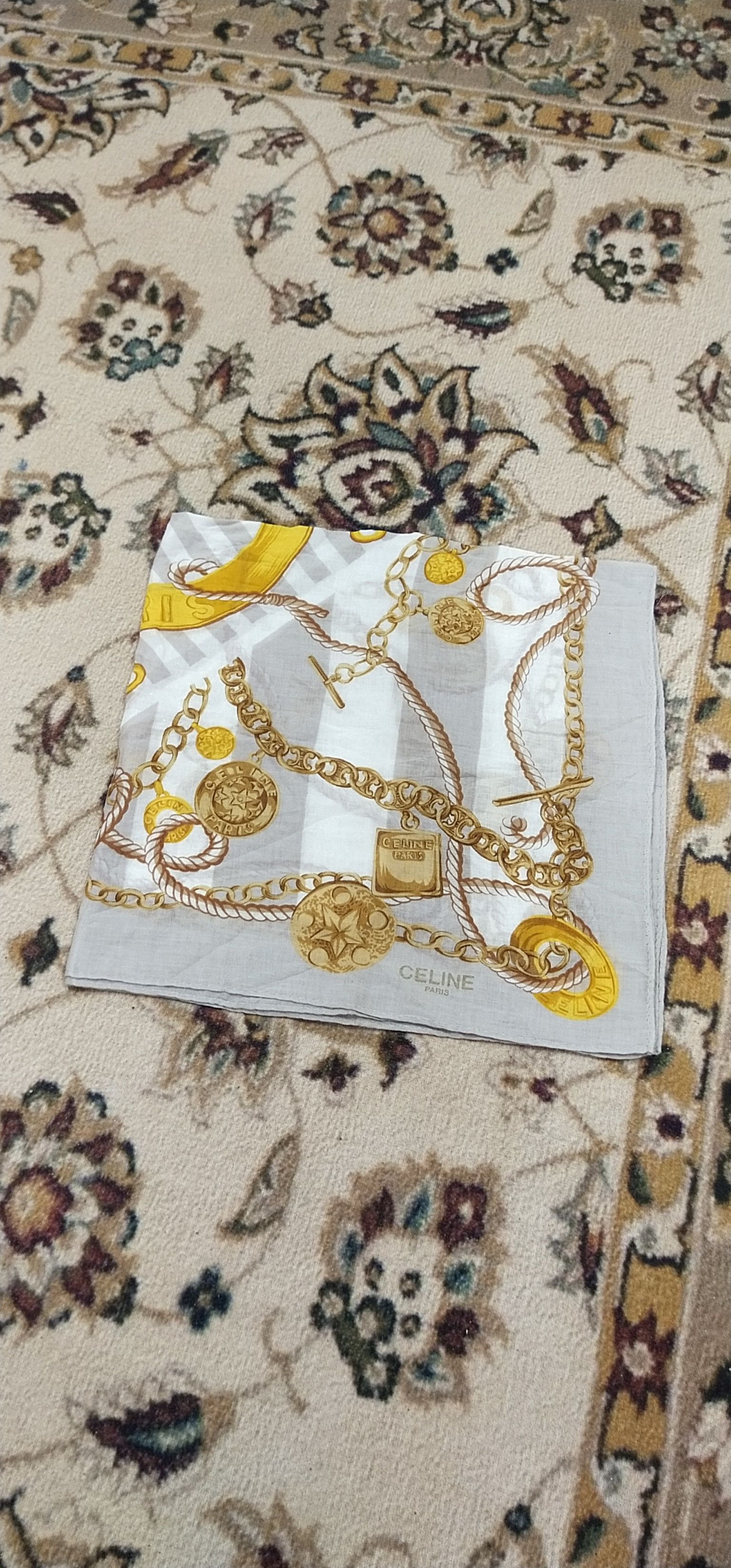 Celine FINAL💥 DROP CELINE HANDKERCHIEF💥 Size ONE SIZE - 1 Thumbnail