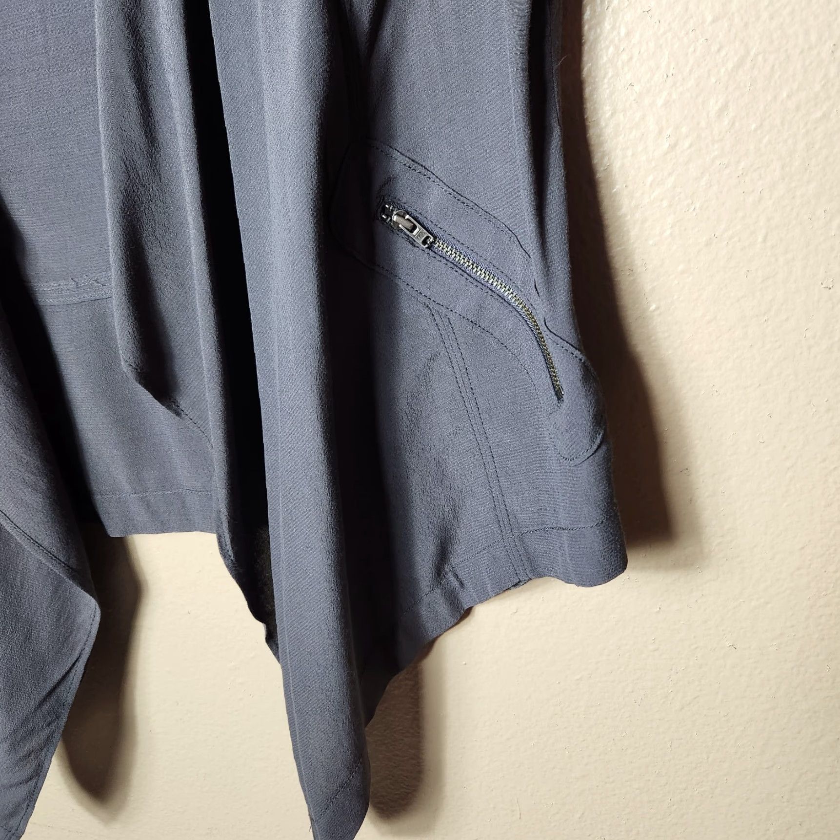 Anthropologie Anthropologie Jacket Women Open Waterfall Moto Style S Gray Rayon Elevenses Dark Gray Short Sweat? Size S / US 4 / IT 40 - 4 Thumbnail