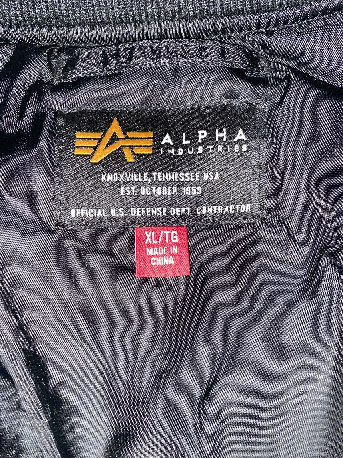 Alpha Industries Alpha Industries Bomber Jacket (XL) Size US XL / EU 56 / 4 - 7 Thumbnail