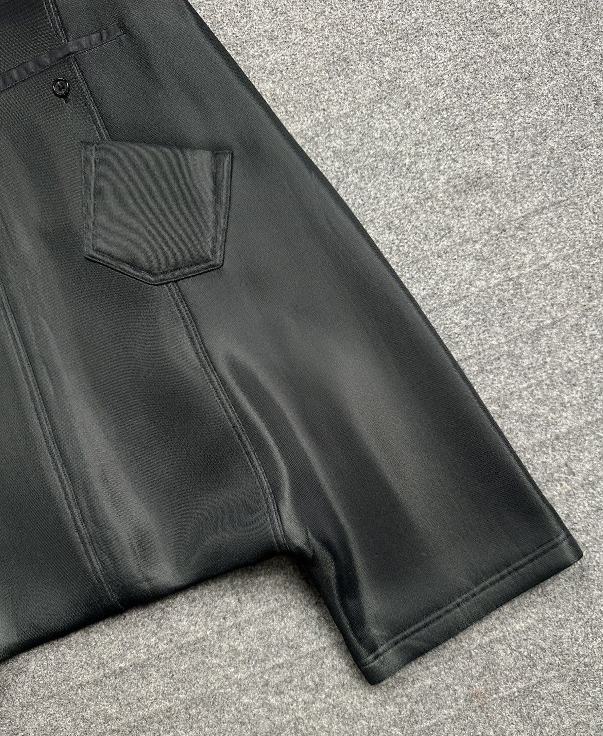 Y-3 Y-3 Yohji Yamamoto - Adidas Drop Crotch Sarouel Shorts Size US 34 / EU 50 - 9 Thumbnail