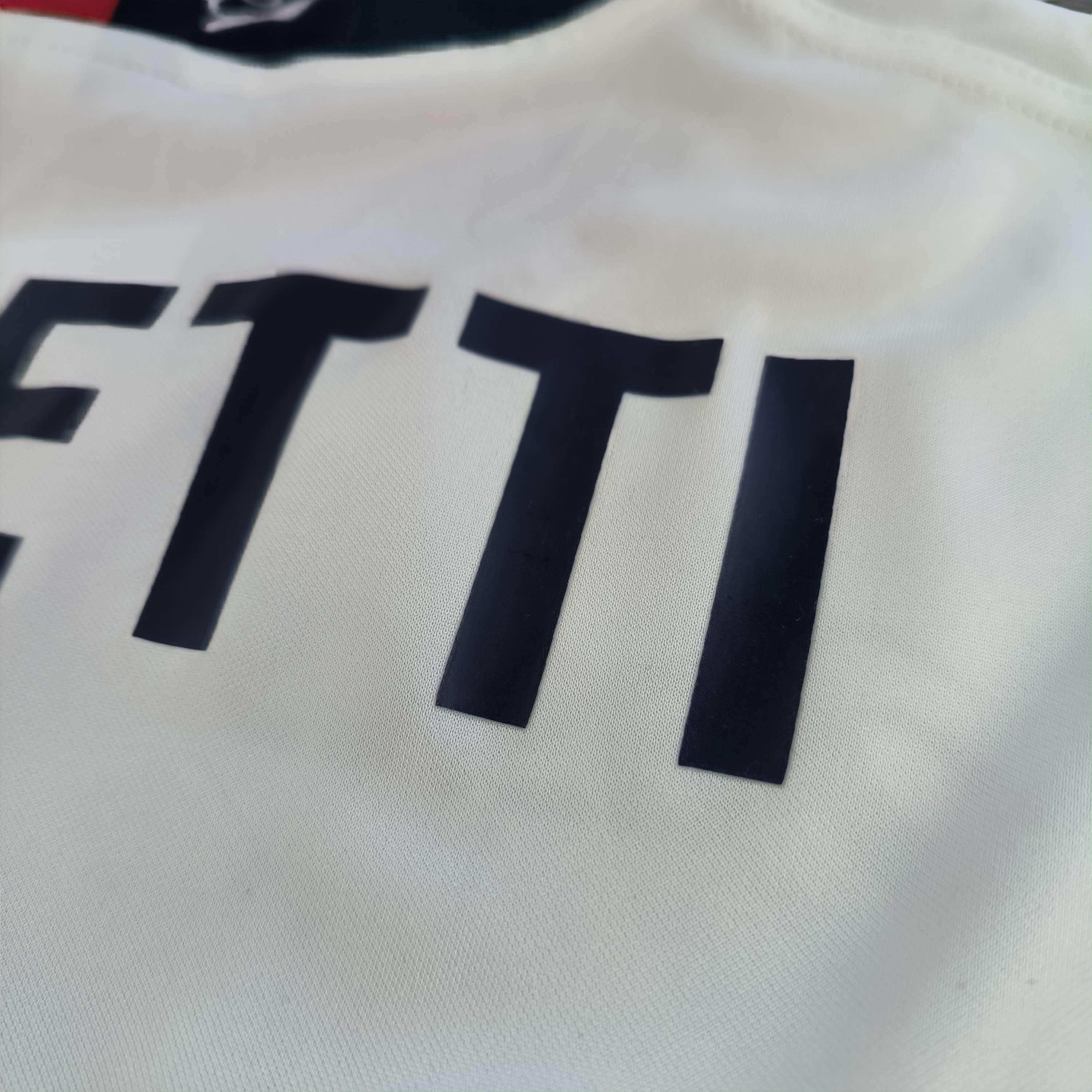 Asics SIGNED Genoa 2010-11 Asics away EL Moretti football jersey L Size US L / EU 52-54 / 3 - 10 Thumbnail