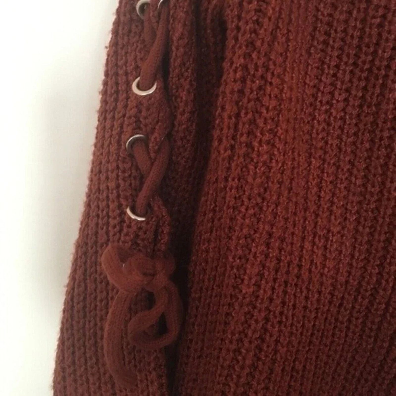 The Unbranded Brand Luxxel long sleeve sweater, size large Size L / US 10 / IT 46 - 2 Thumbnail