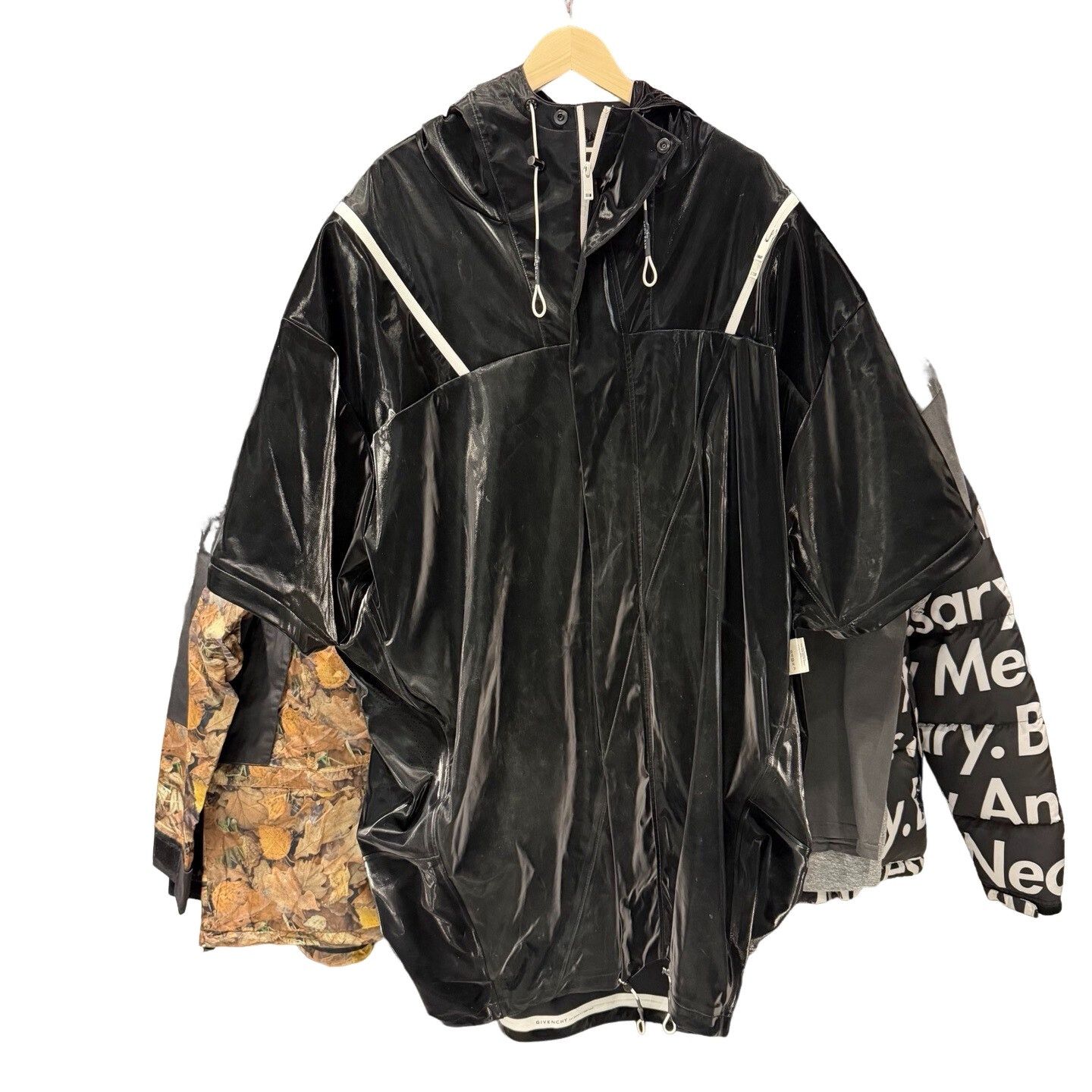 Givenchy Givenchy Back Logo Coated Jacket Size M Size US M / EU 48-50 / 2 - 1 Thumbnail