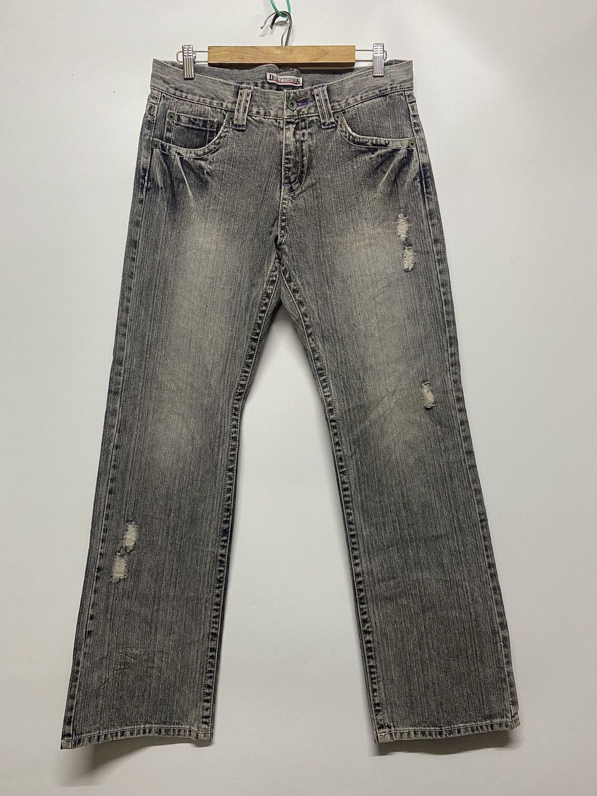 Japanese Brand Japanese Brand Daily Topics Distressed Denim Jeans Size US 32 / EU 48 - 2 Thumbnail
