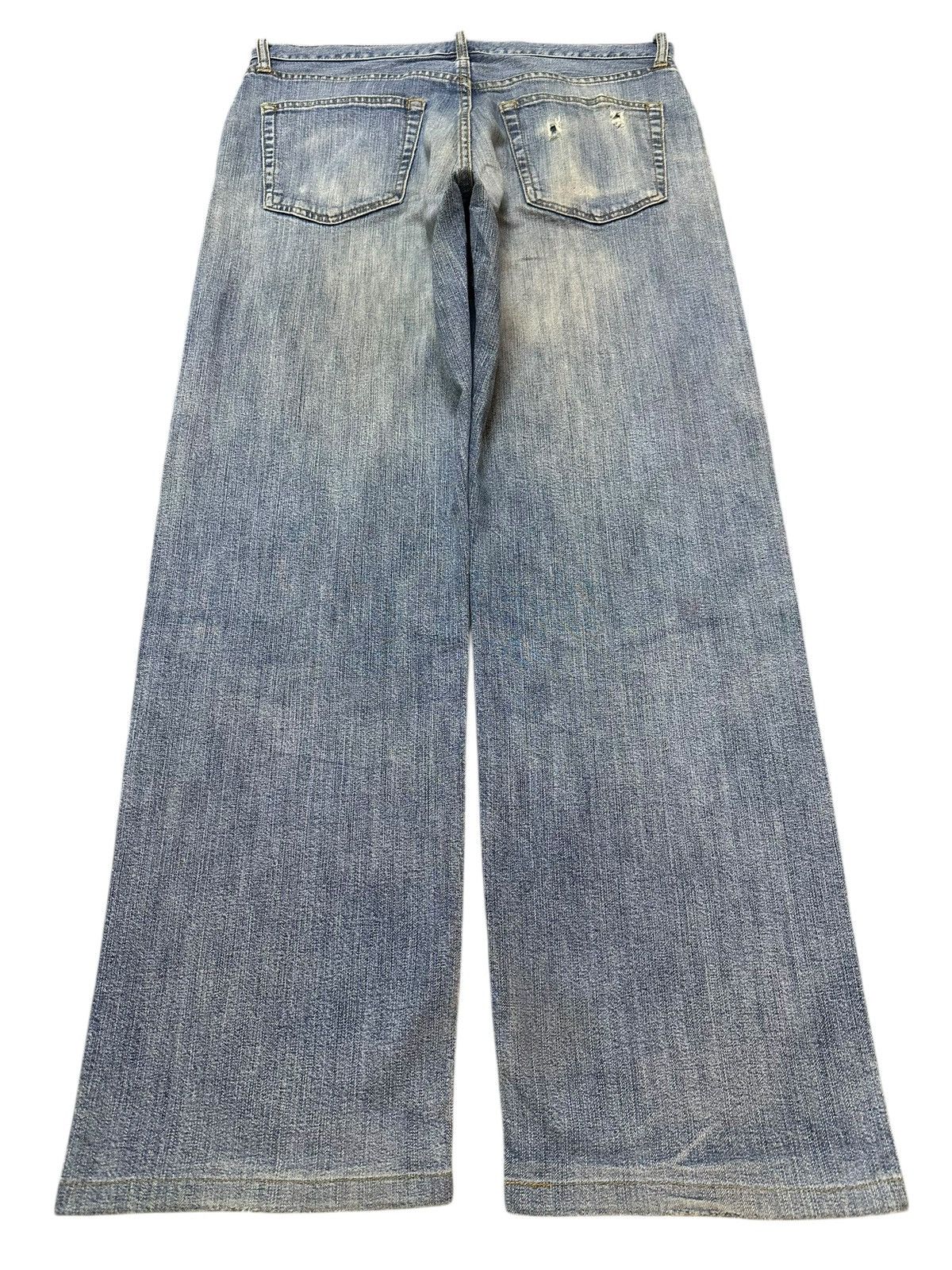 Japanese Brand Vintage Japanese Uniqlo Faded Wash Distressed Baggy Jeans Size US 33 - 2 Thumbnail