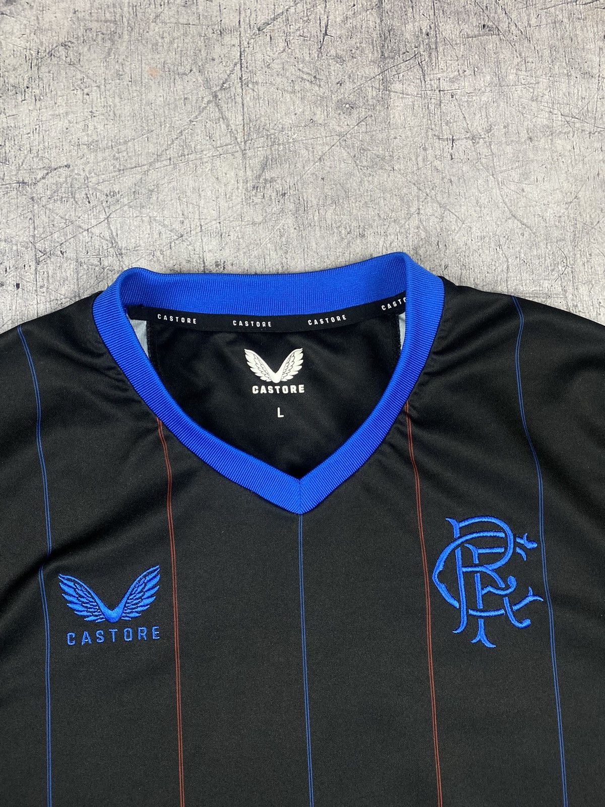 Vintage Castore Rangers Training Soccer Jersey Tee Size L Size US L / EU 52-54 / 3 - 9 Thumbnail