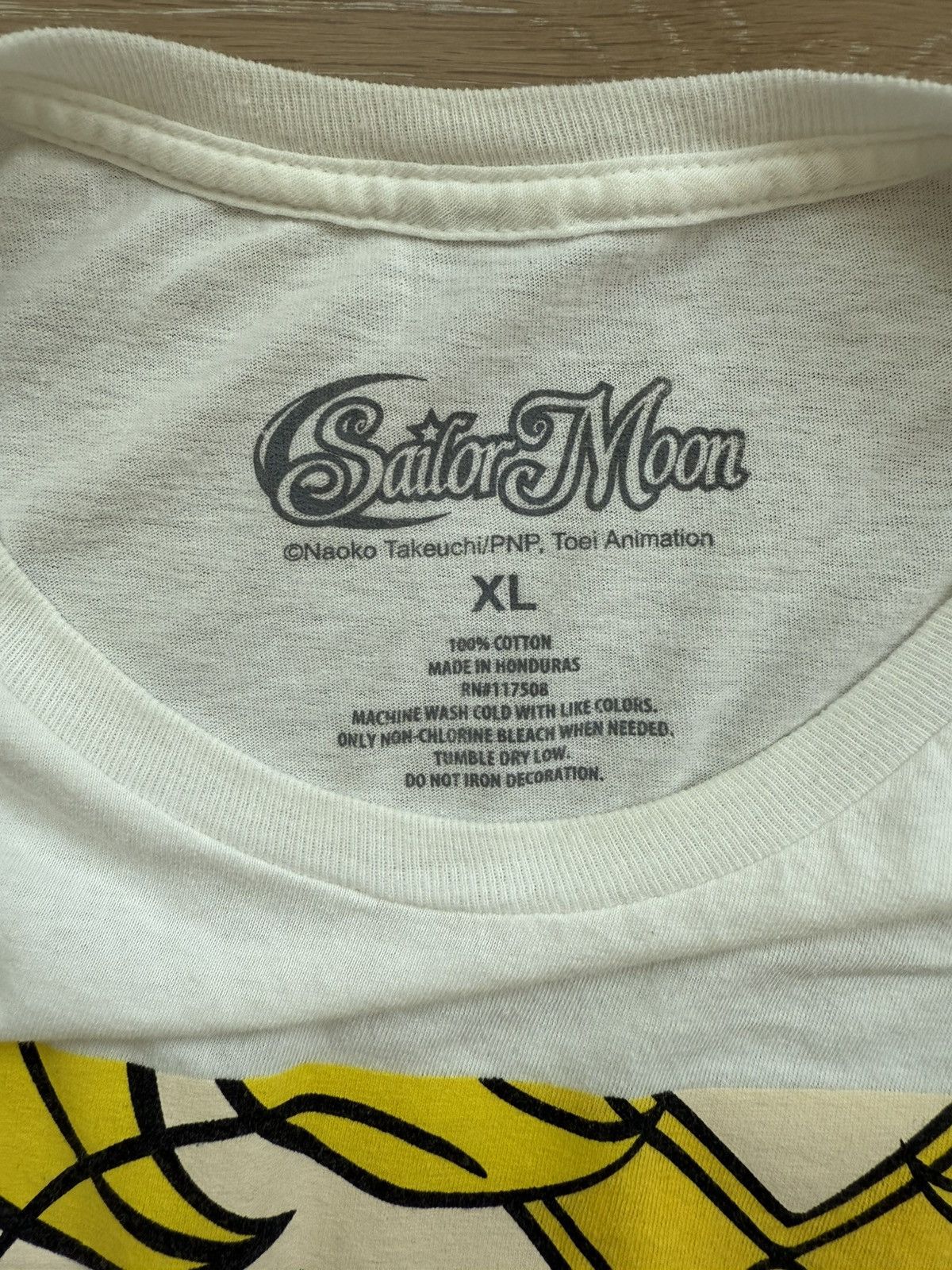Other Sailor Moon graphic shirt Size US XL / EU 56 / 4 - 5 Thumbnail