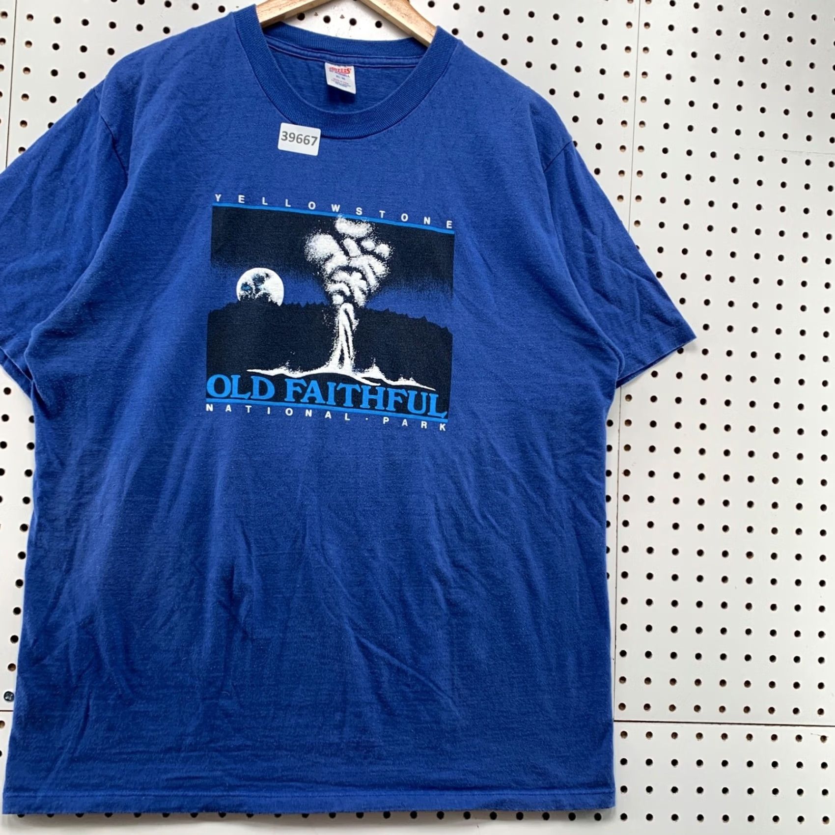 Jerzees VINTAGE Yellowstone Old Faithful Shirt Men XL Blue 80s Park T-Shirt Graphic Print Short Sleeve Crew Neck Mens Size US XL / EU 56 / 4 - 4 Thumbnail