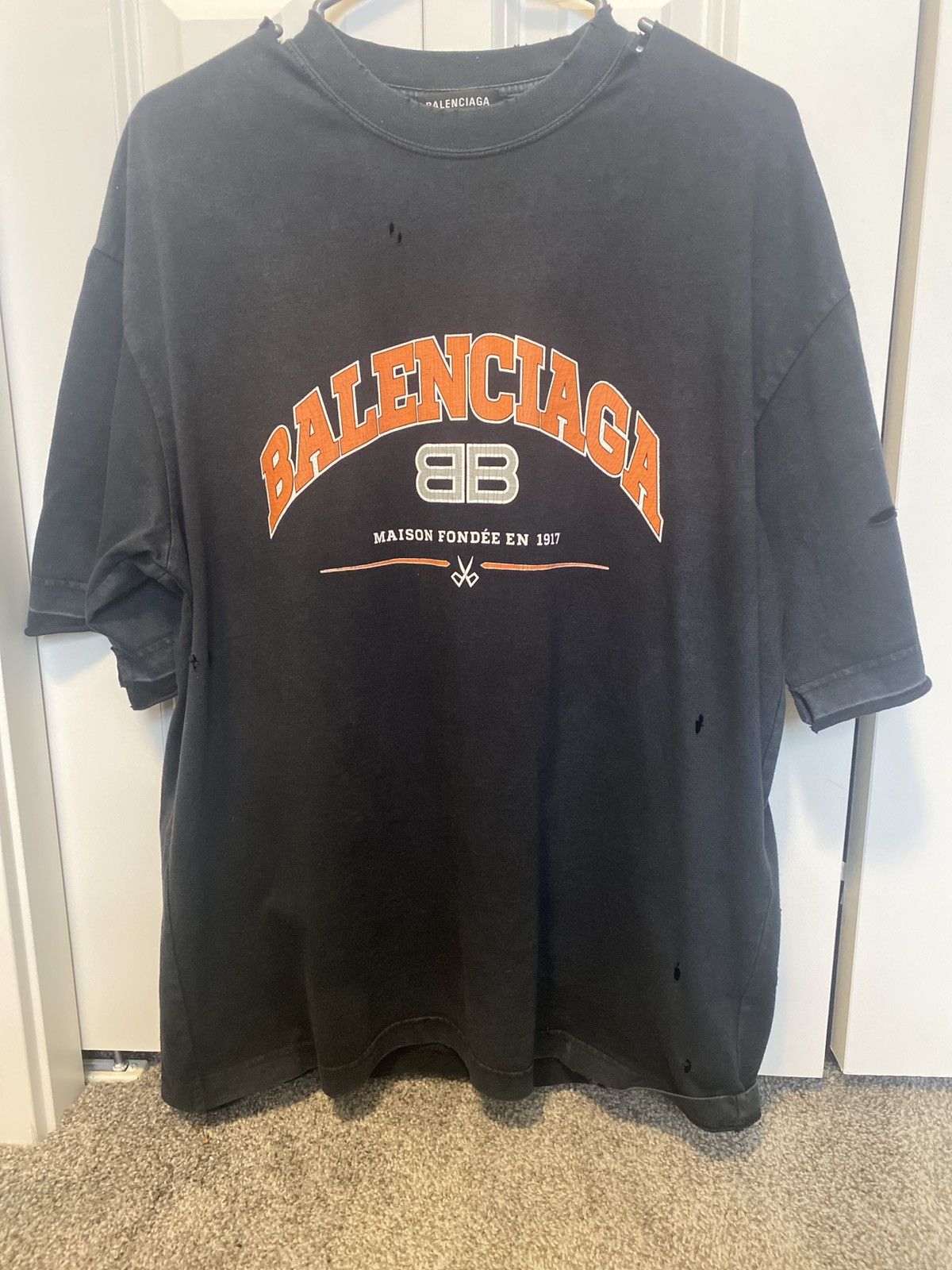 Balenciaga balenciaga maison tshirt Size US XS / EU 42 / 0 - 1 Thumbnail