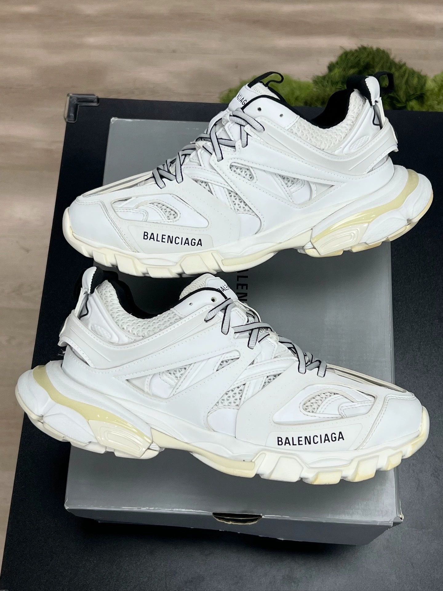 Balenciaga Balenciaga Track Sneakers in White and Black Size US 8 / EU 41 - 5 Thumbnail