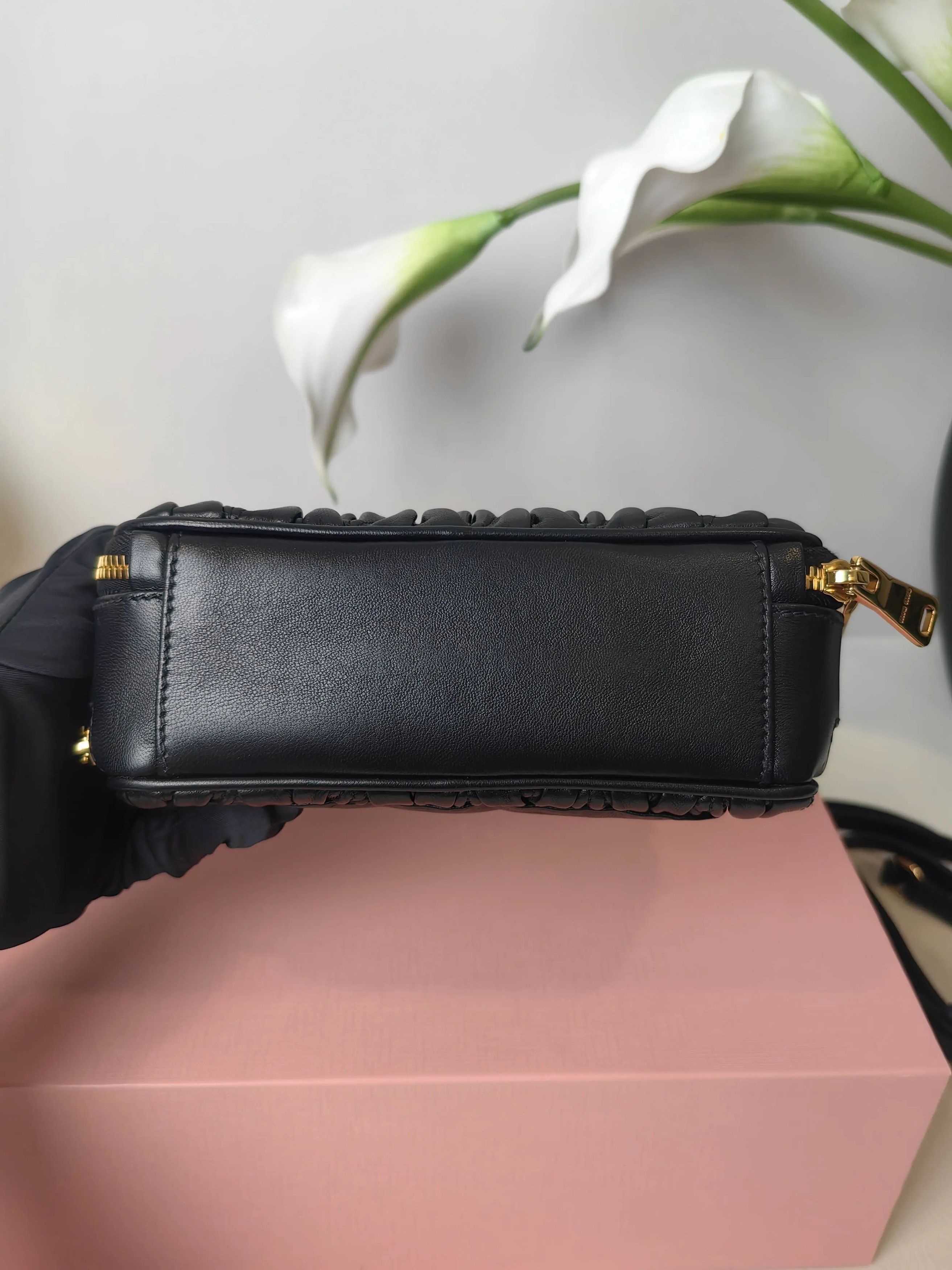 Miu Miu Miu Miu Black Matelassé Lambskin Shoulder Bag Size ONE SIZE - 5 Thumbnail