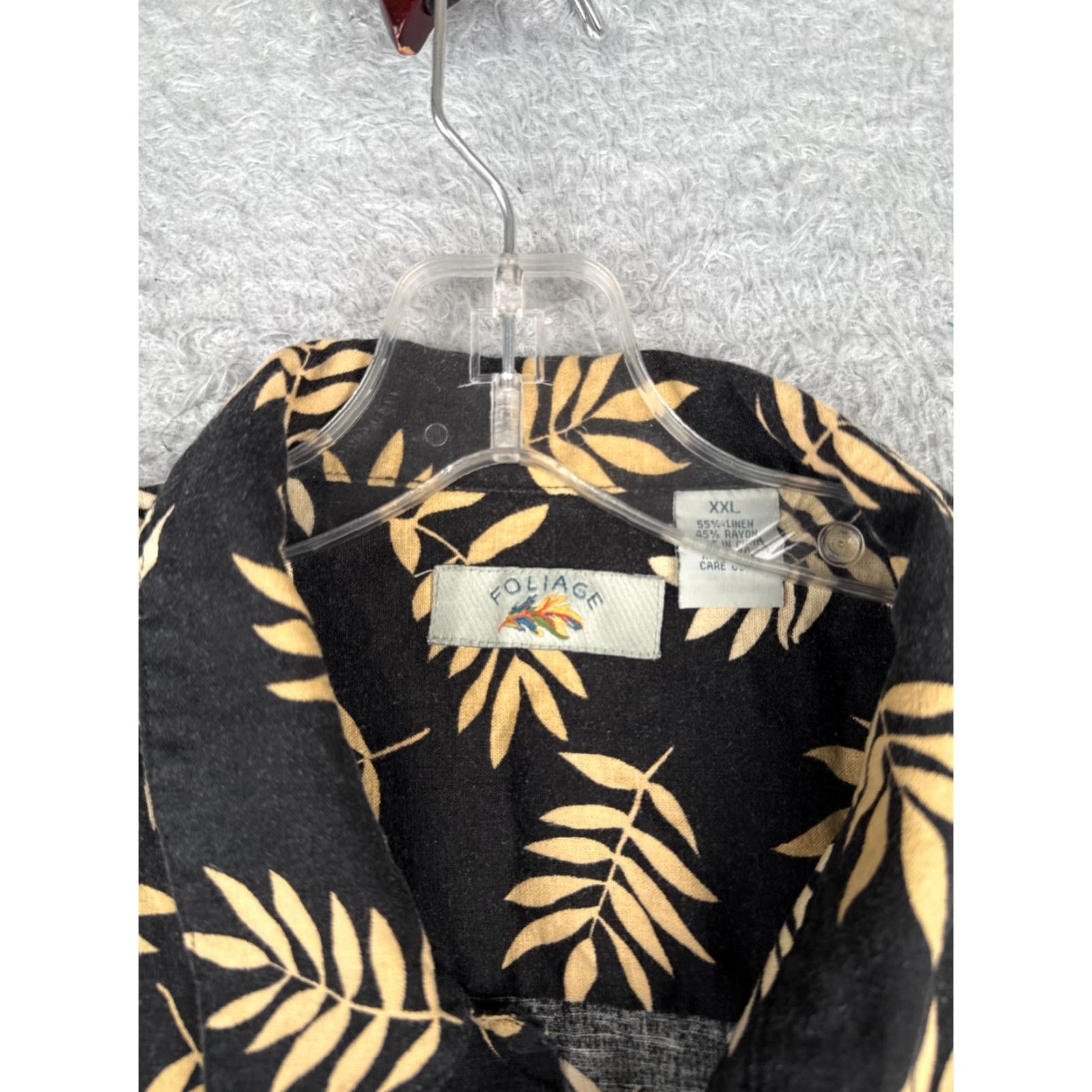 Vintage Foliage Shirt Men 2XL Black Beige Leaf Linen Rayon Blend Button-Up Hawaiian Aloha Resort Beach Vacation Casual Vintage No Size US XXL / EU 58 / 5 - 6 Thumbnail