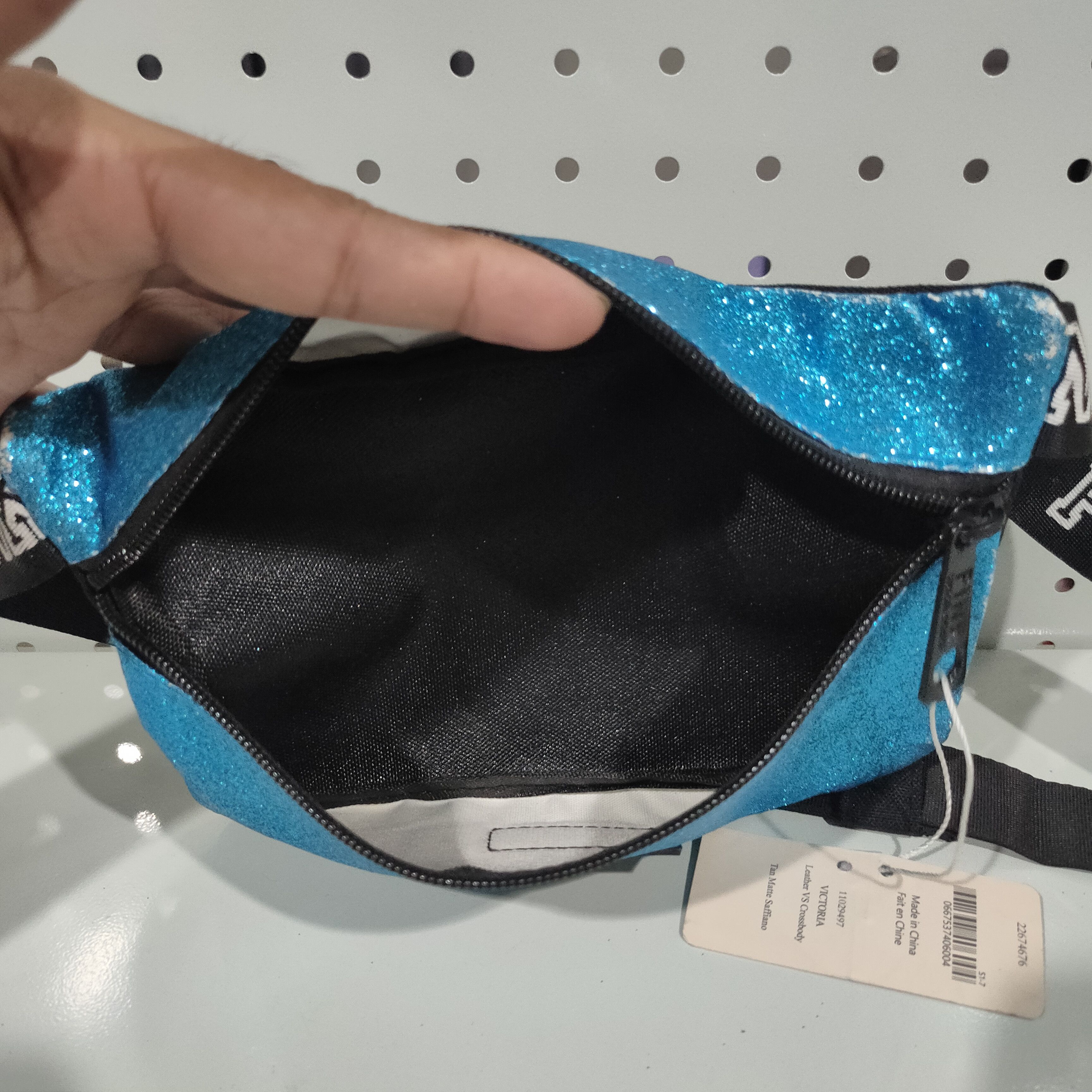 Victoria's Secret 🔥Pink Victoria's Secret glitter waist bag Size ONE SIZE - 4 Thumbnail