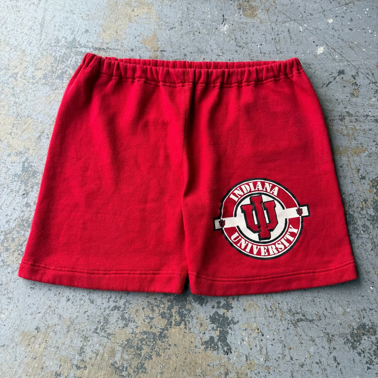 Vintage Vintage 80’s Indiana University Hoosiers Artex Sweat Shorts Size US 36 / EU 52 - 1 Thumbnail
