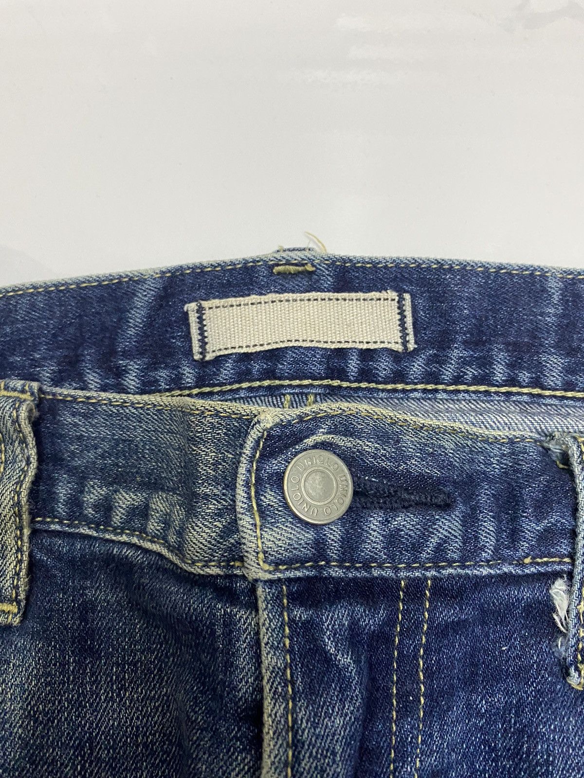 Undercover × Uniqlo VINTAGE UNIQLO SELVEDGE DISTRESSED DENIM SLIM SKINNY JEANS Size US 33 - 10 Thumbnail