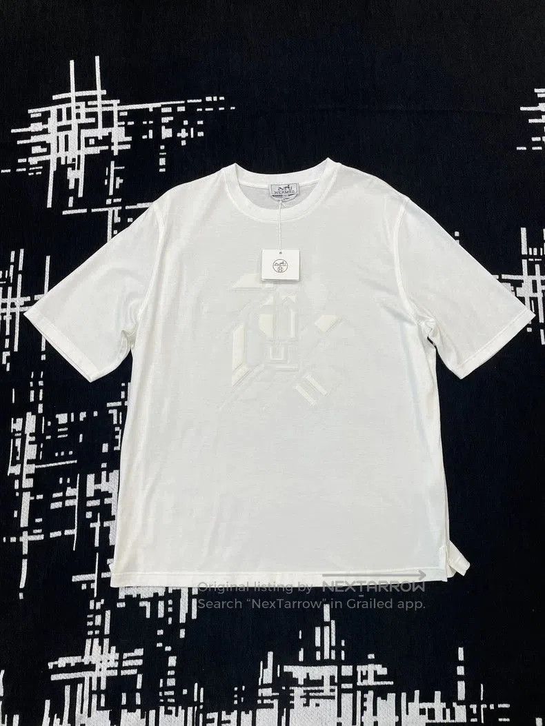 Hermes Hermes White Leather Patch Short Sleeve T. Size US L / EU 52-54 / 3 - 1 Thumbnail