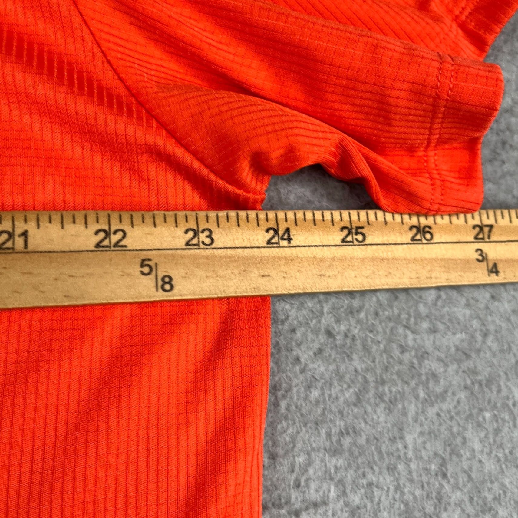 Under Armour VINTAGE not applicable; Under Armour HeatGear Gym Shirt 2XL Orange Black print Stretch Lightweight mens Size US XXL / EU 58 / 5 - 6 Thumbnail