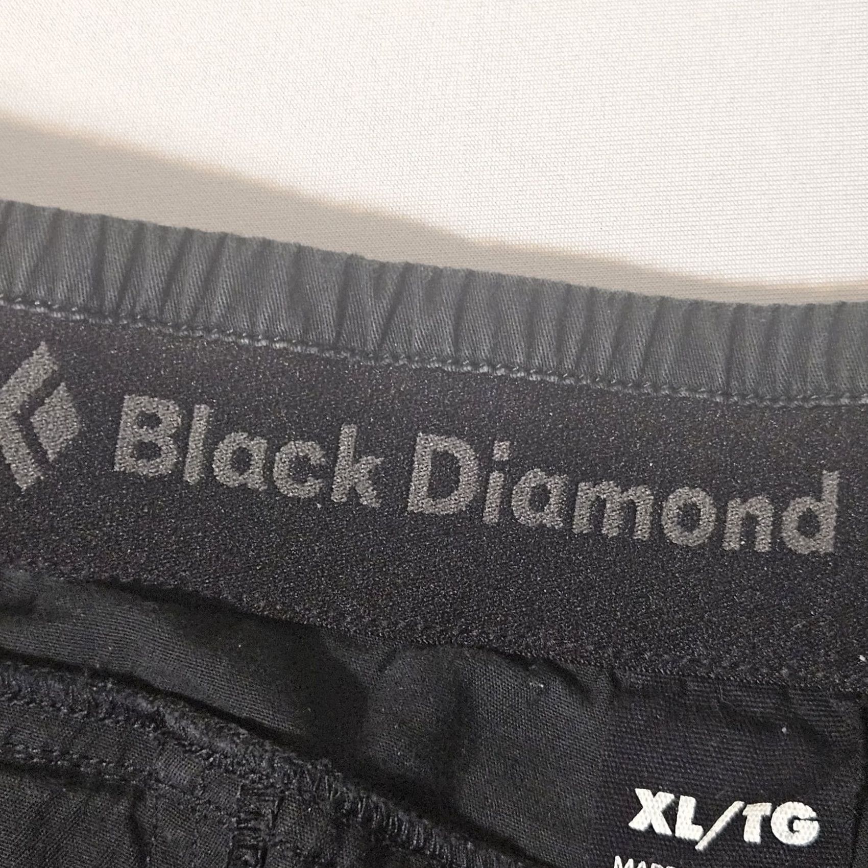 Black Diamond Black Diamond Credo Climbing Pants Men XL Black Twill Stretch Joggers Drawstring Pant Regular Inseam 30 in Belted Pockets Logo Size US 36 / EU 52 - 4 Thumbnail