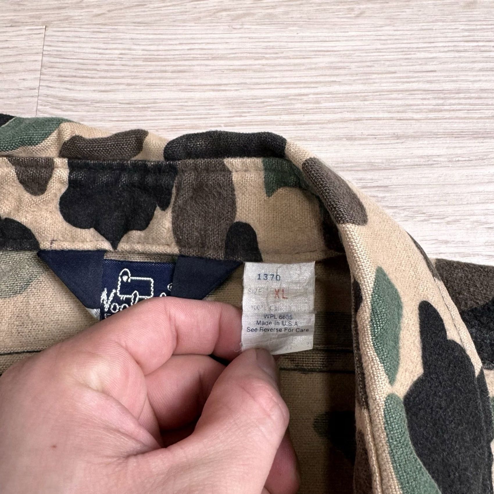 Vintage VINTAGE Woolrich Camouflage Button-Up Shirt XL Men 80s Camouflage Pattern Green Cotton Long Sleeve Collared Shirt Button-Down Mens Size US XL / EU 56 / 4 - 5 Thumbnail
