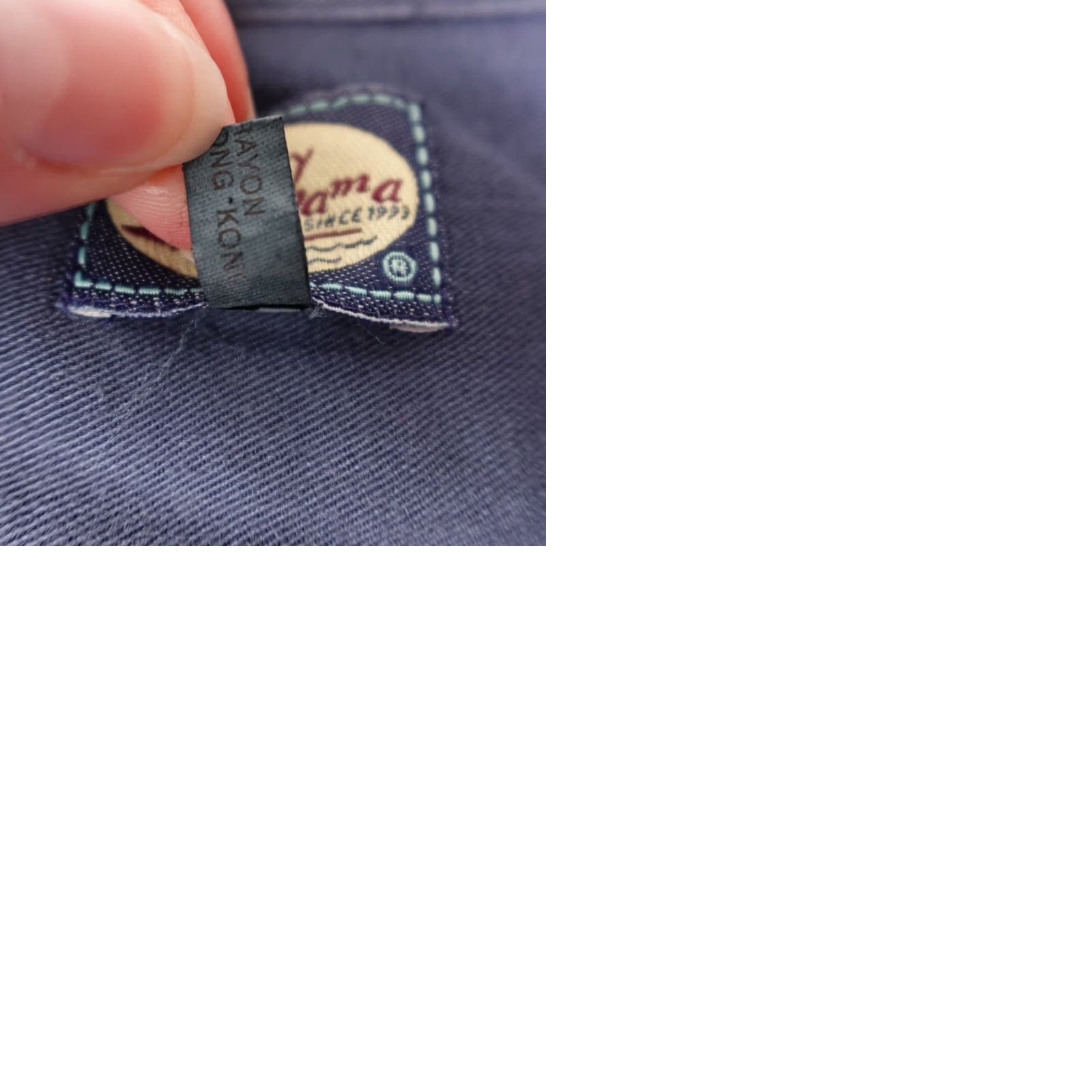 Tommy Bahama Tommy Bahama Shirt Mens XL Button Up Fish Graphic Embroidered Spell Out Rayon - Pre-Owned Size US XL / EU 56 / 4 - 10 Thumbnail