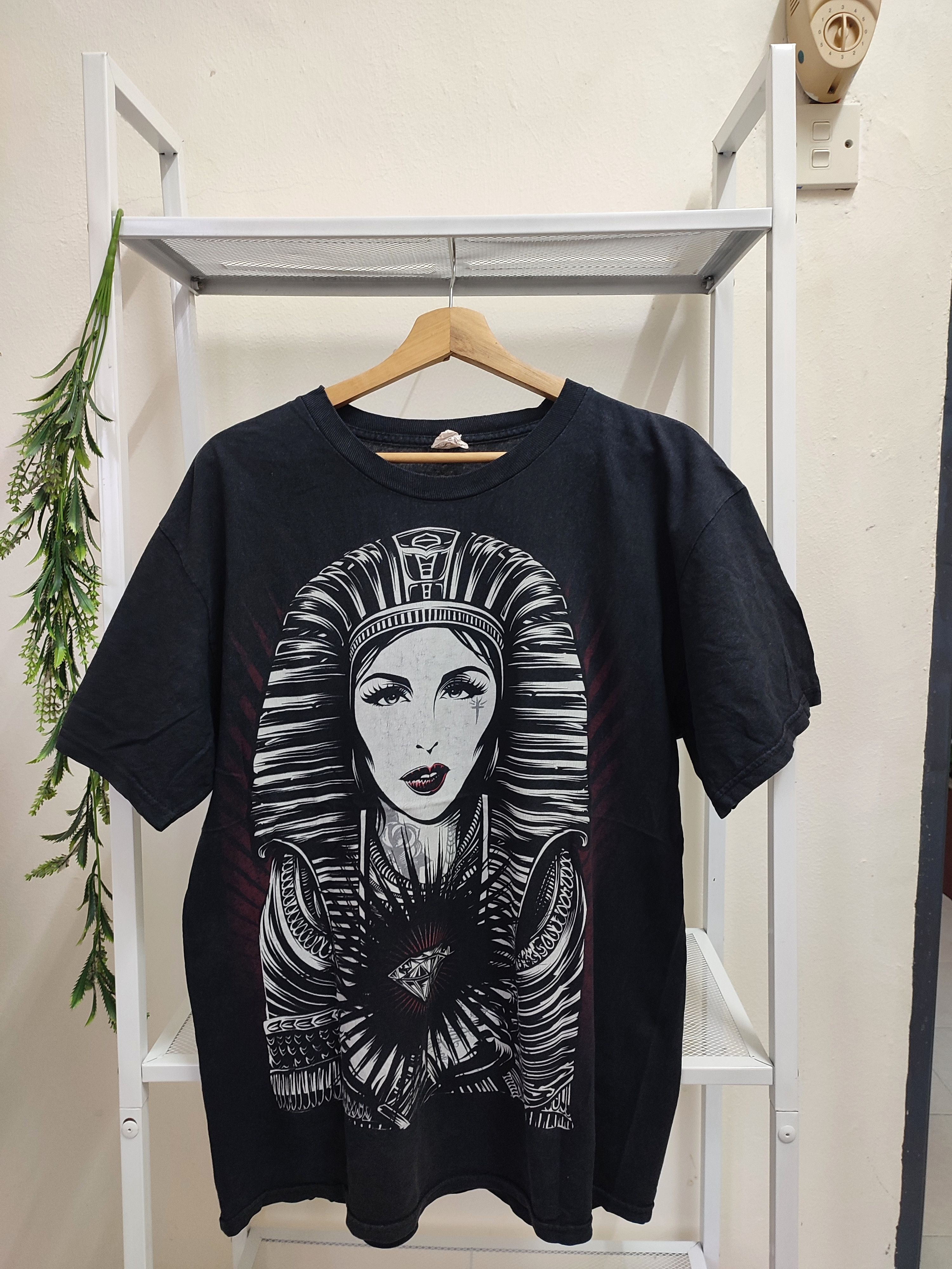 Vintage Egyptian Goth Girl Tees