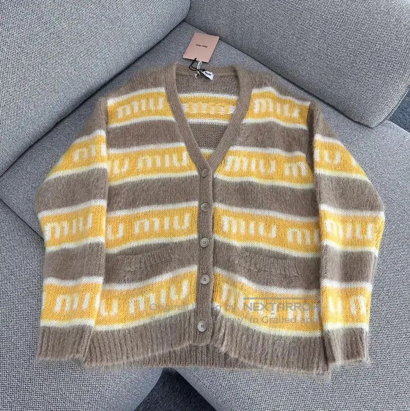 Miu Miu Miu Miu Beige Wool Cardigan for Women . Size S / US 4 / IT 40 - 1 Thumbnail