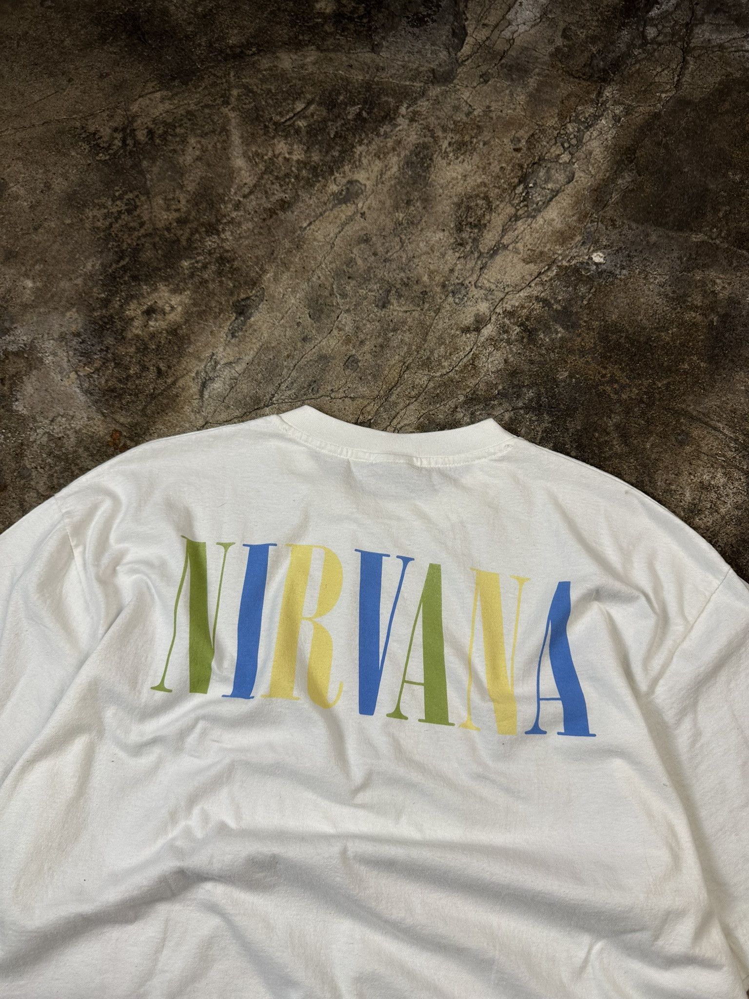 Band Tees 90s Vintage Nirvana Rock Grunge Band T-shirt Size US XL / EU 56 / 4 - 3 Thumbnail