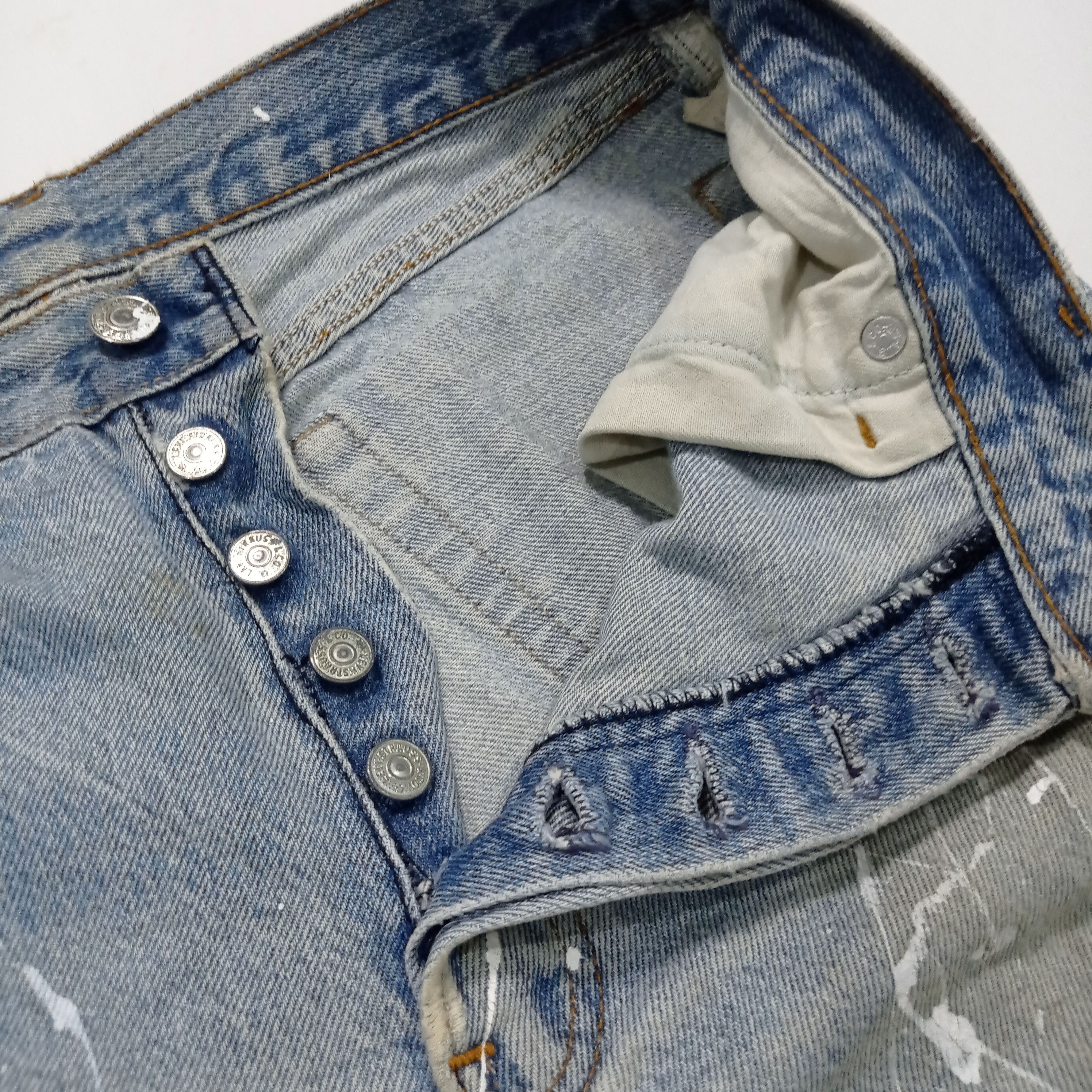 Levi's Vintage Levi's 501 Paint Splatter Distressed Jeans Pants Size US 29 - 5 Thumbnail