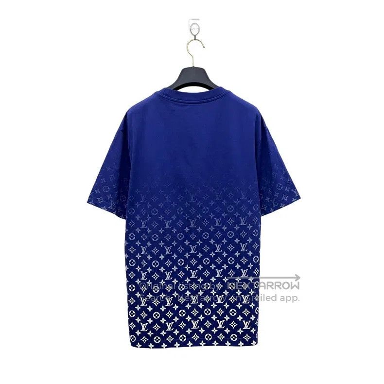 Louis Vuitton Louis Vuitton Blue full-print dark grain gradient short sl Size US XL / EU 56 / 4 - 2 Thumbnail