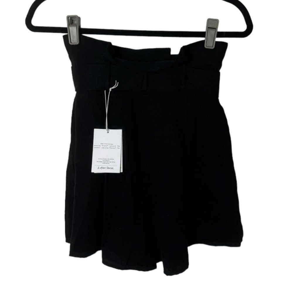 & Other Stories & Other Stories SZ 0 black high-waisted shorts Size 25" / US 0 / IT 36 - 6 Thumbnail