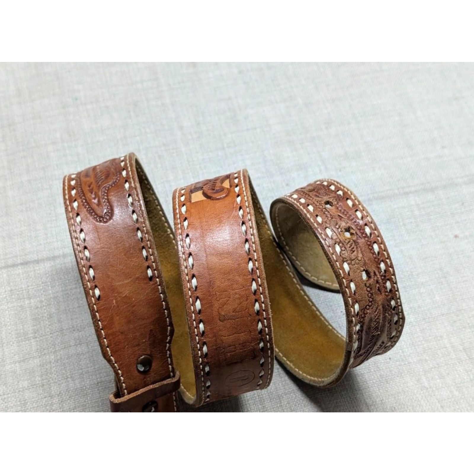 Vintage VINTAGE JOHN belt WESTERN belt Adult Men 42 Brown leather tooled buckle 1-7/8" Western Mens Size 42 - 2 Thumbnail