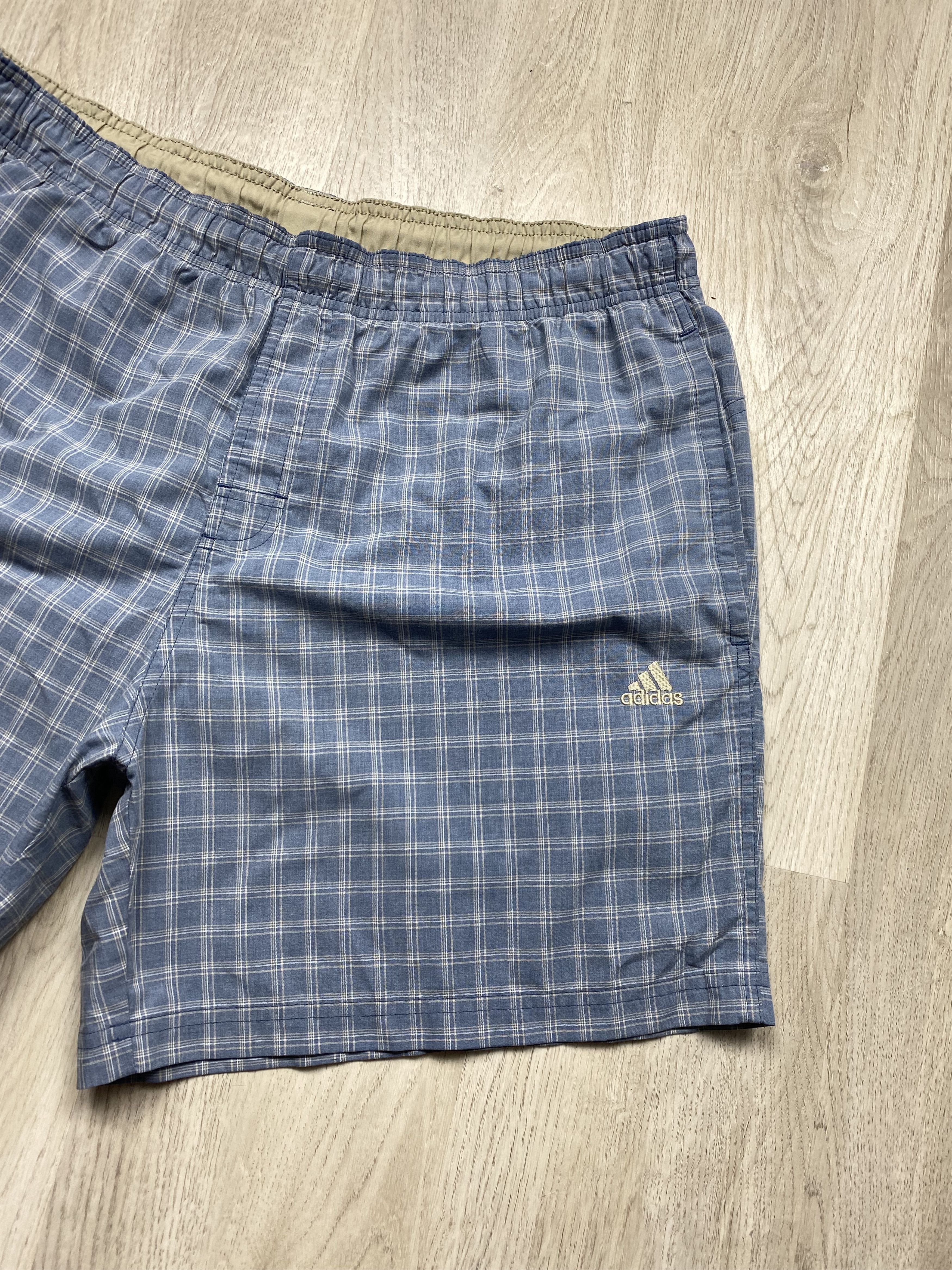 Adidas Adidas Vintage Nylon Shorts Y2K Size US 36 / EU 52 - 2 Thumbnail