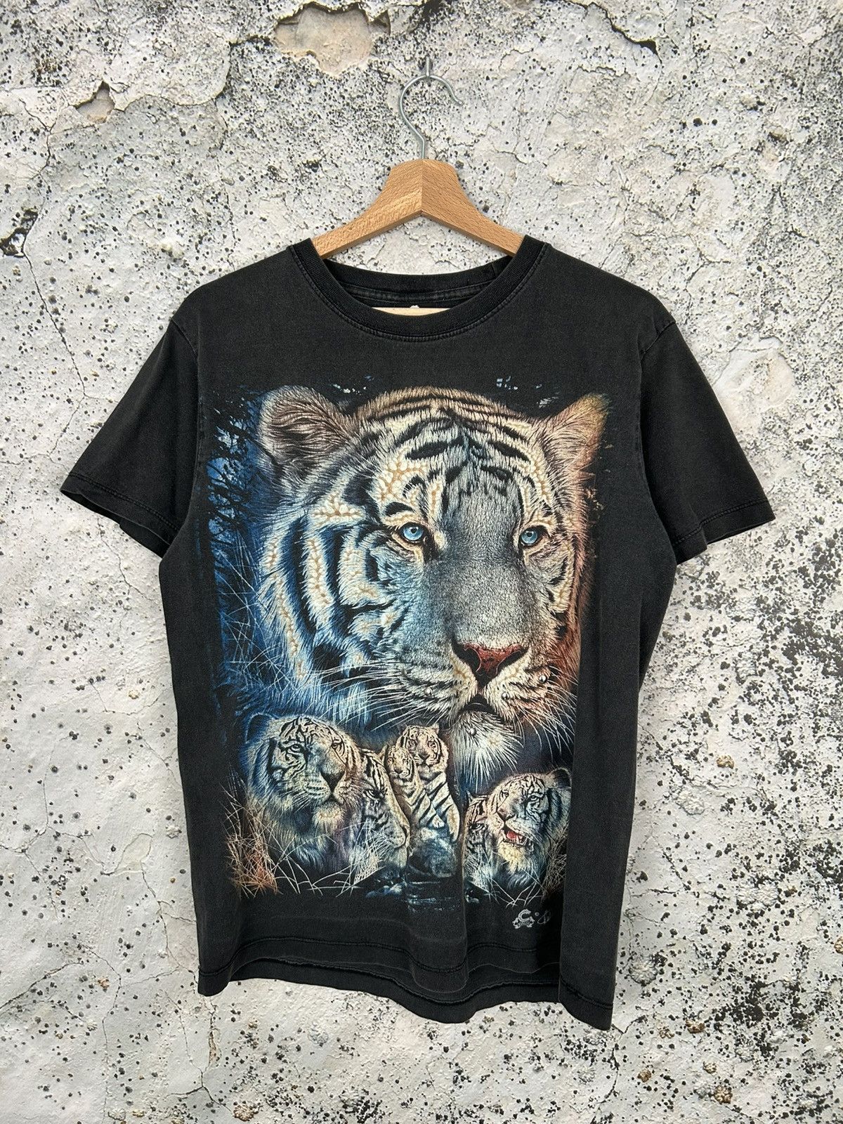 Vintage Vintage Tigers Graphic Animal Tee Grunge Punk Rock Y2K Size US M / EU 48-50 / 2 - 1 Thumbnail