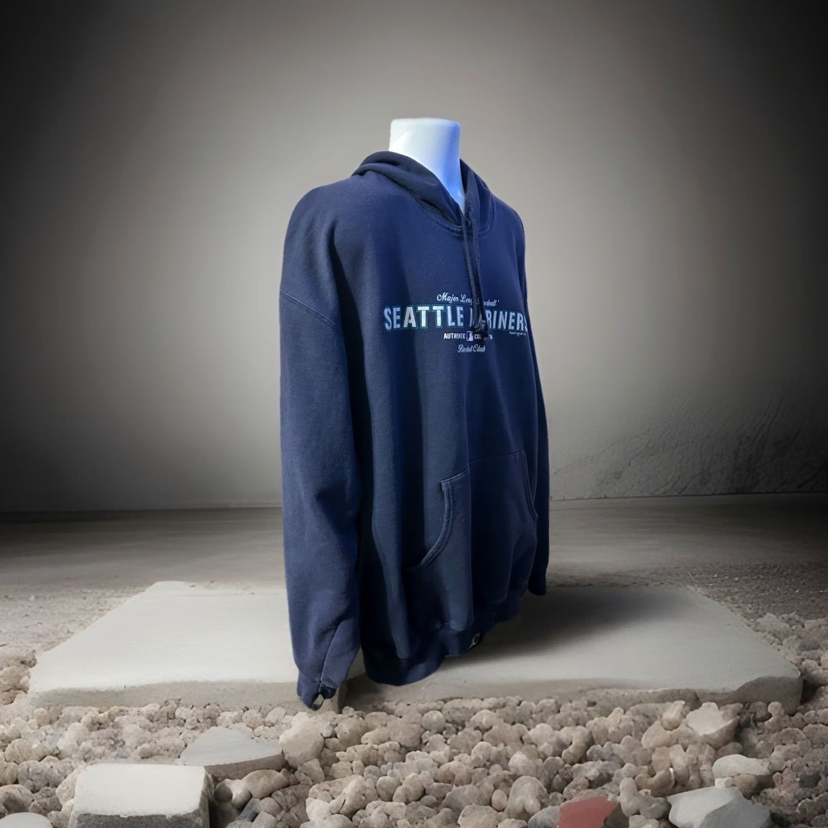 KangaROOS VTG Seattle Mariners Hoodie Men 2XL Navy Blue Hooded Kangaroo Pocket Logo MLB Seattle Mariners 2002 Majestic Navy Blue Pullover Mens Size US XXL / EU 58 / 5 - 5 Thumbnail
