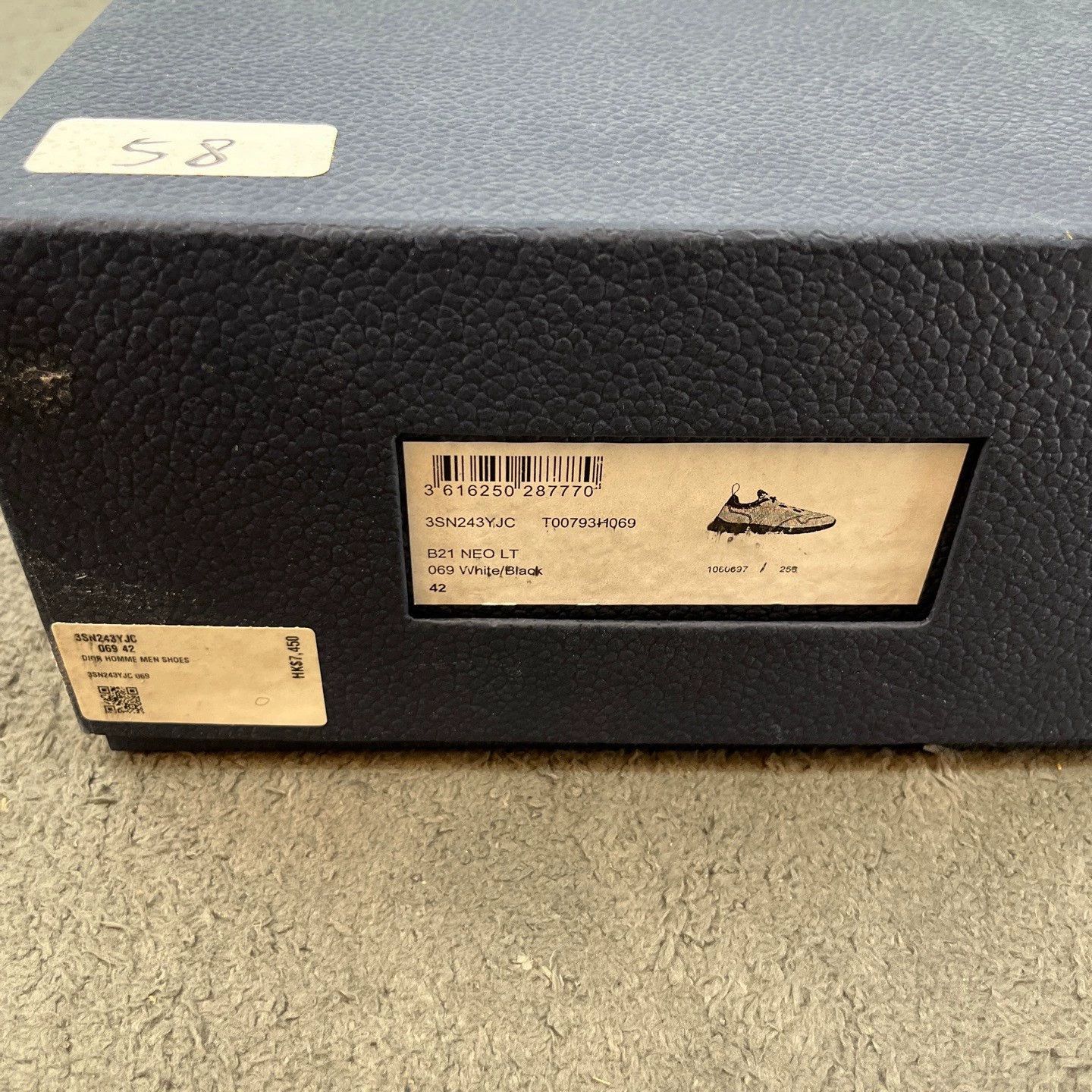 Dior B21 Mesh Logo Sneakers 42 (Near New, Minor Stains), Men's (Size 9) — image 5 of 6