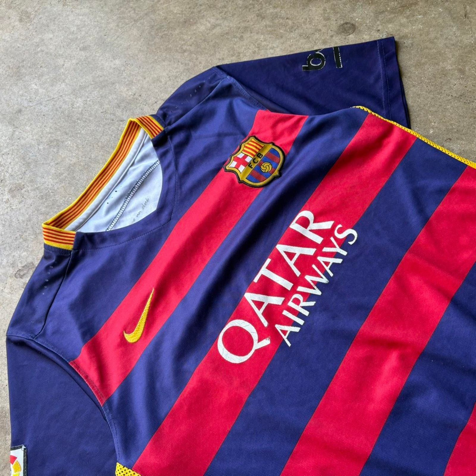 Nike Nike barcelona fc 2015-16 football jersey size small men’s Size US S / EU 44-46 / 1 - 2 Thumbnail