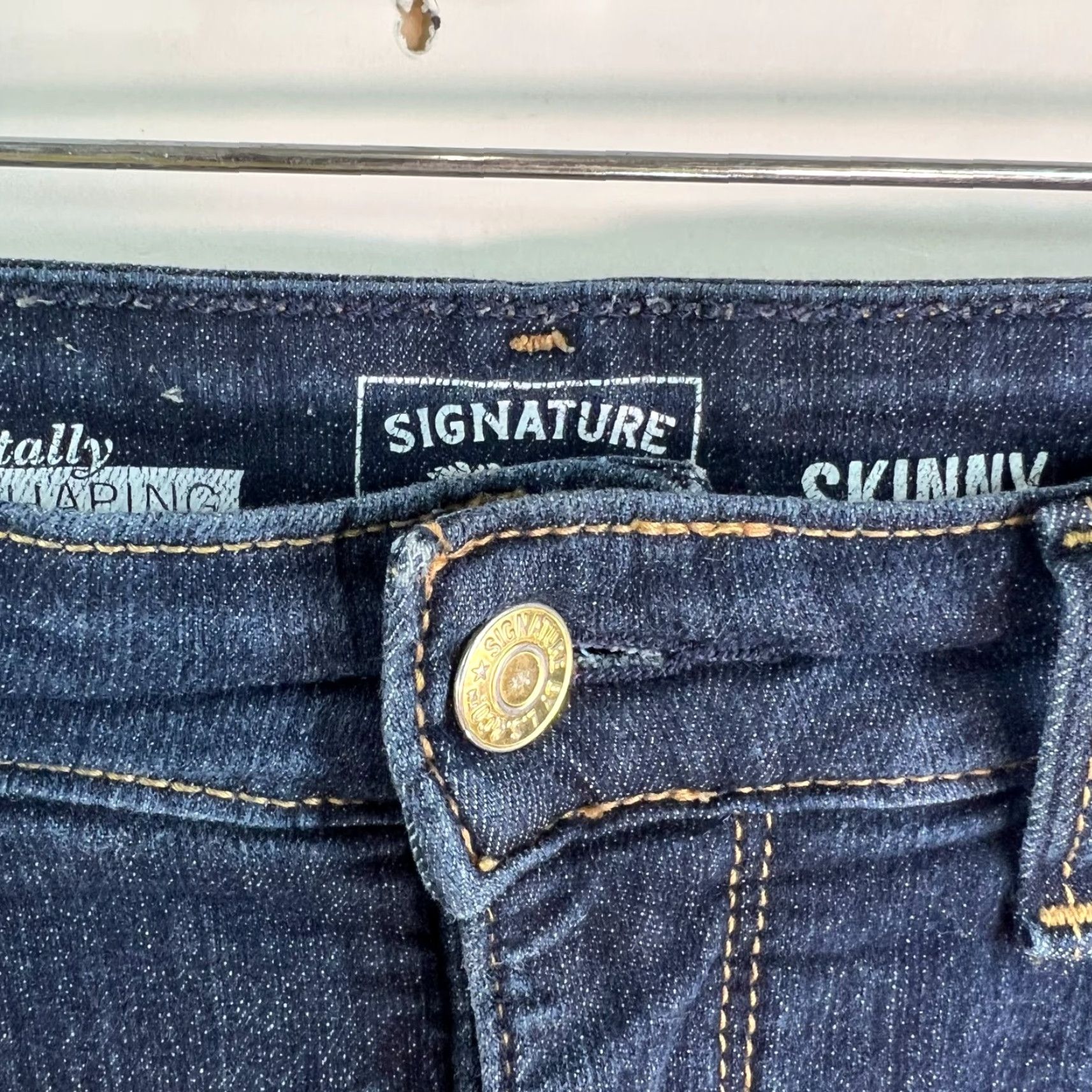 Levi's Levi's Signature Jeans Women Skinny Straight Fit Denim 30 Blue 30x27 5-Pocket Logo Belt Loops Size 30" / US 8 / IT 44 - 5 Thumbnail